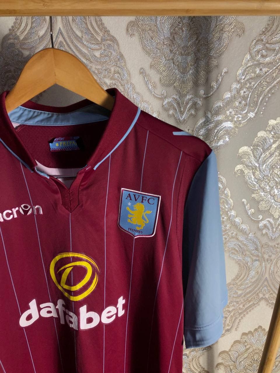 Macron × Vintage VERY RARE MACRON FC ASTON VILLA ENGLAND SOCCER JERSEY RETRO Size US XXL / EU 58 / 5 - 3 Thumbnail