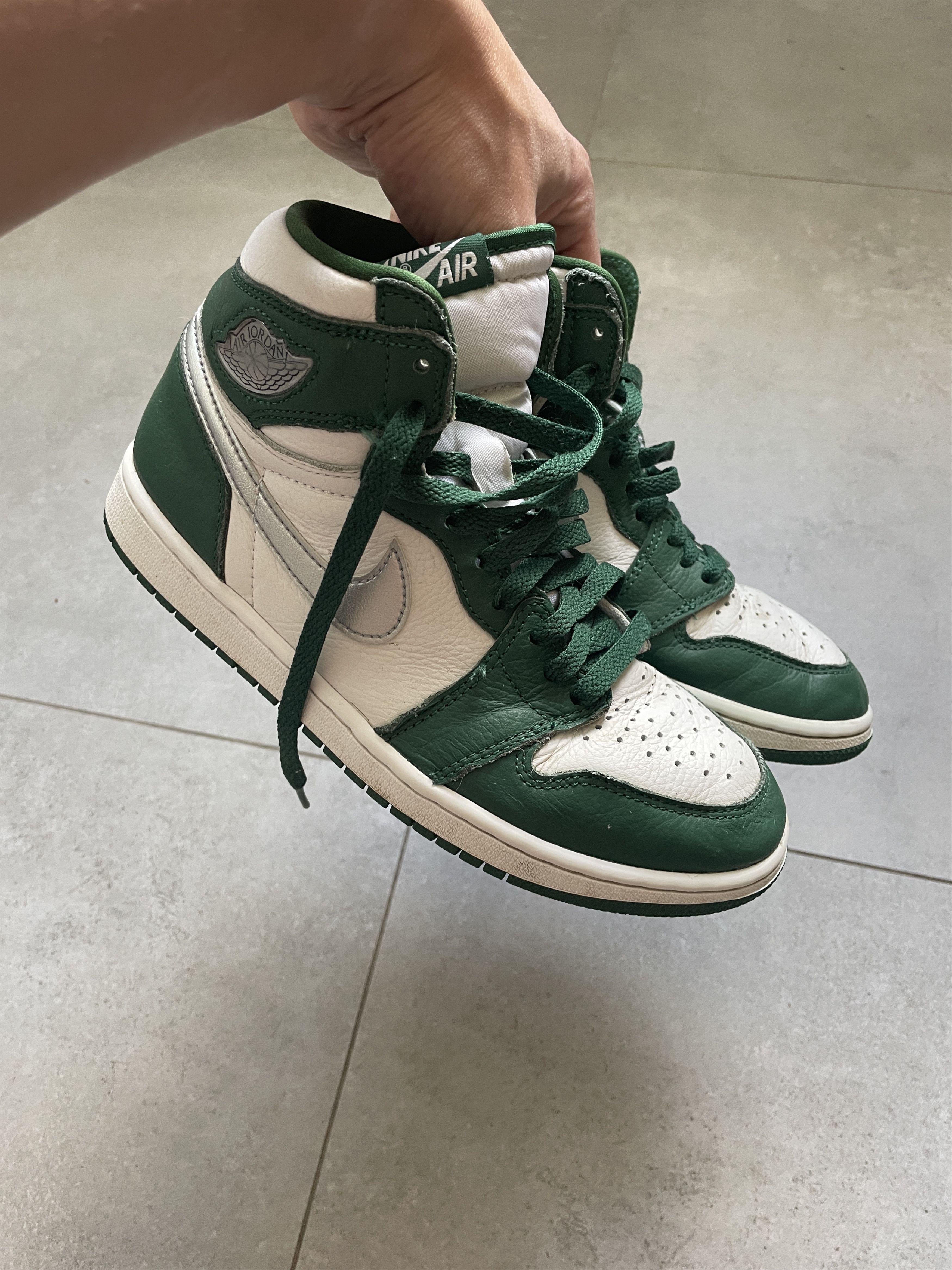 Jordan Brand × Nike AIR JORDAN 1 GEORGE GREEN HIGHTOP SNEAKERS Size US 7 / EU 40 - 4 Thumbnail