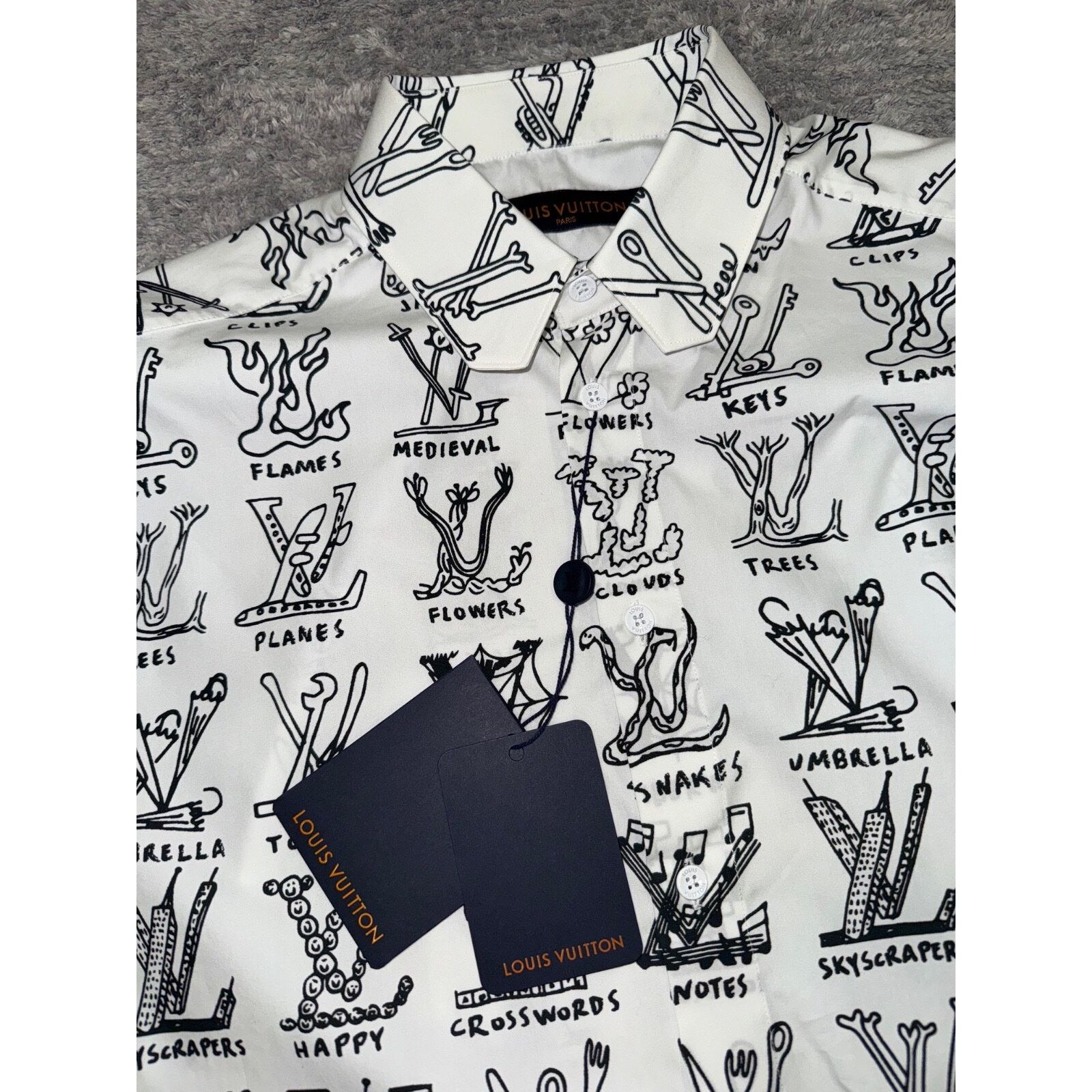 Louis Vuitton Louis Vuitton Placed Graphic Regular Long Sleeve Monogram Size US M / EU 48-50 / 2 - 4 Thumbnail