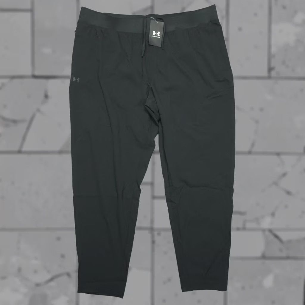 Under Armour Under Armour Unstoppable Vented Tapered Pants Men's 2XL Black Athletic Jogger Warmups Activewear 30 in Inseam Sports Gym Training Mens Size US 39 - 1 Thumbnail