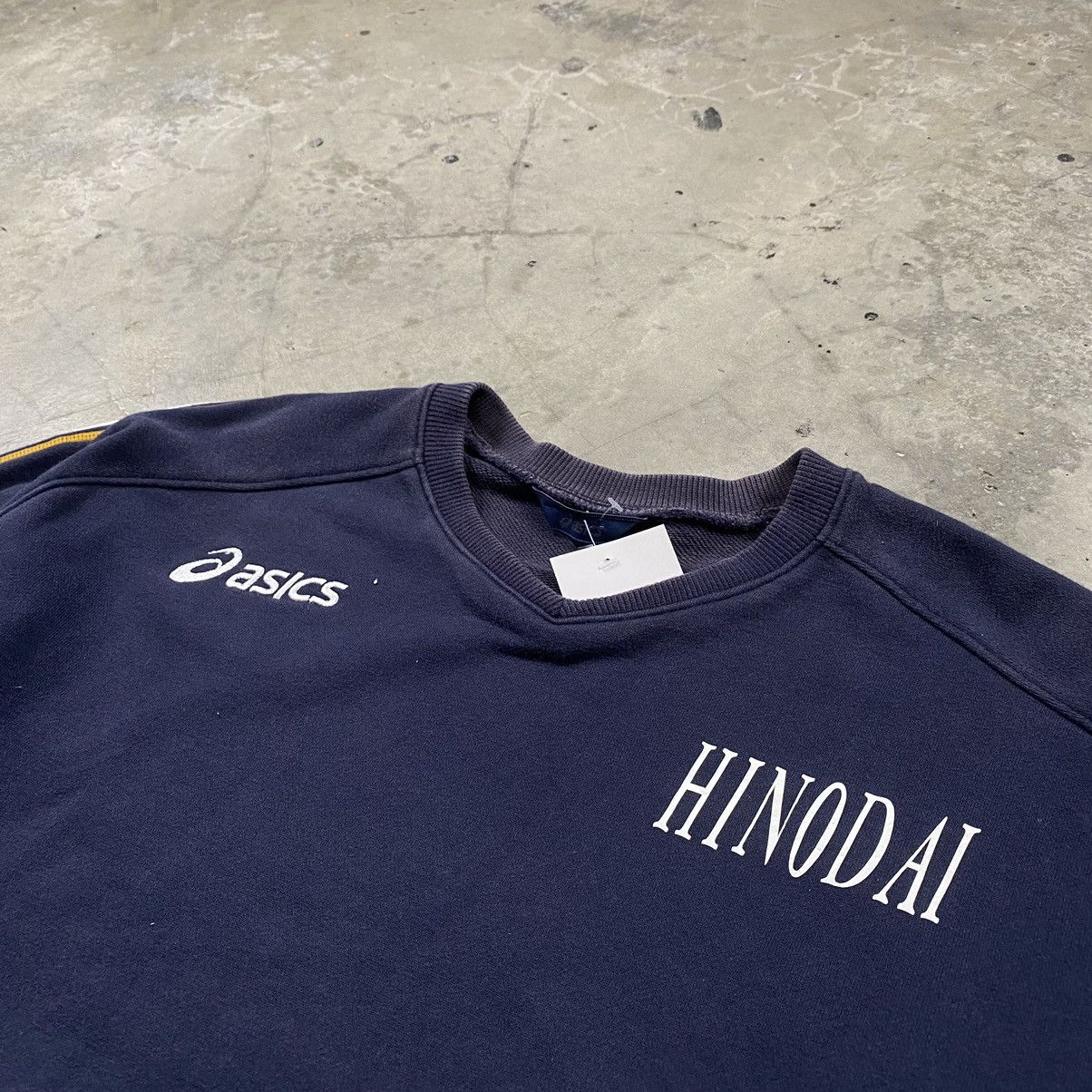 Asics × Japanese Brand y2k Asics Hinodai Japan V Neck Sweatshirt Size US L / EU 52-54 / 3 - 2 Thumbnail