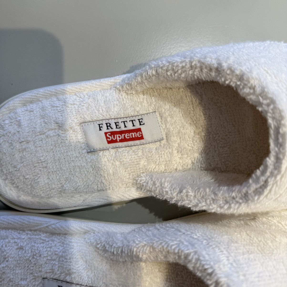 Supreme Supreme Frette Slippers White Size US 8 / EU 41 - 3 Thumbnail