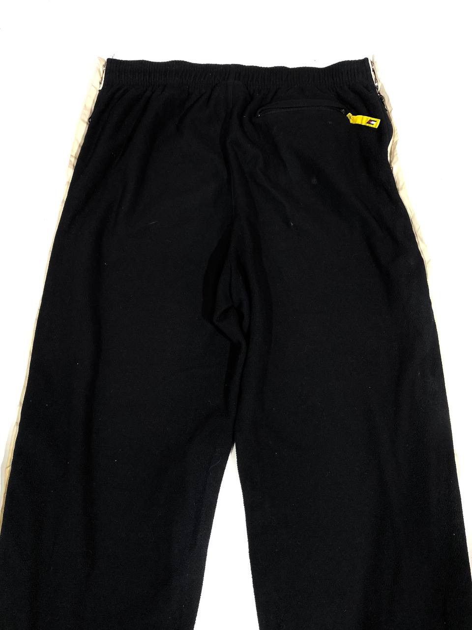 Tommy Hilfiger Tommy Hilfiger Athletics Pants Vintage Size US 33 - 9 Thumbnail
