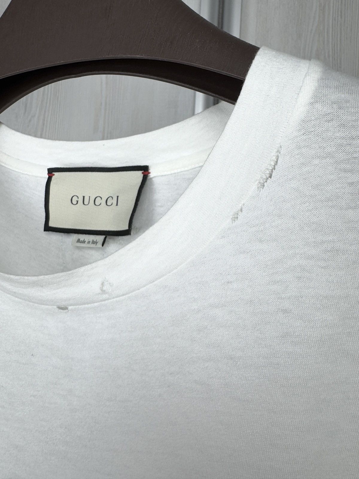Gucci Gucci White Logo Flower Embroidered Distressed Oversized Tee Size XS / US 0-2 / IT 36-38 - 8 Thumbnail
