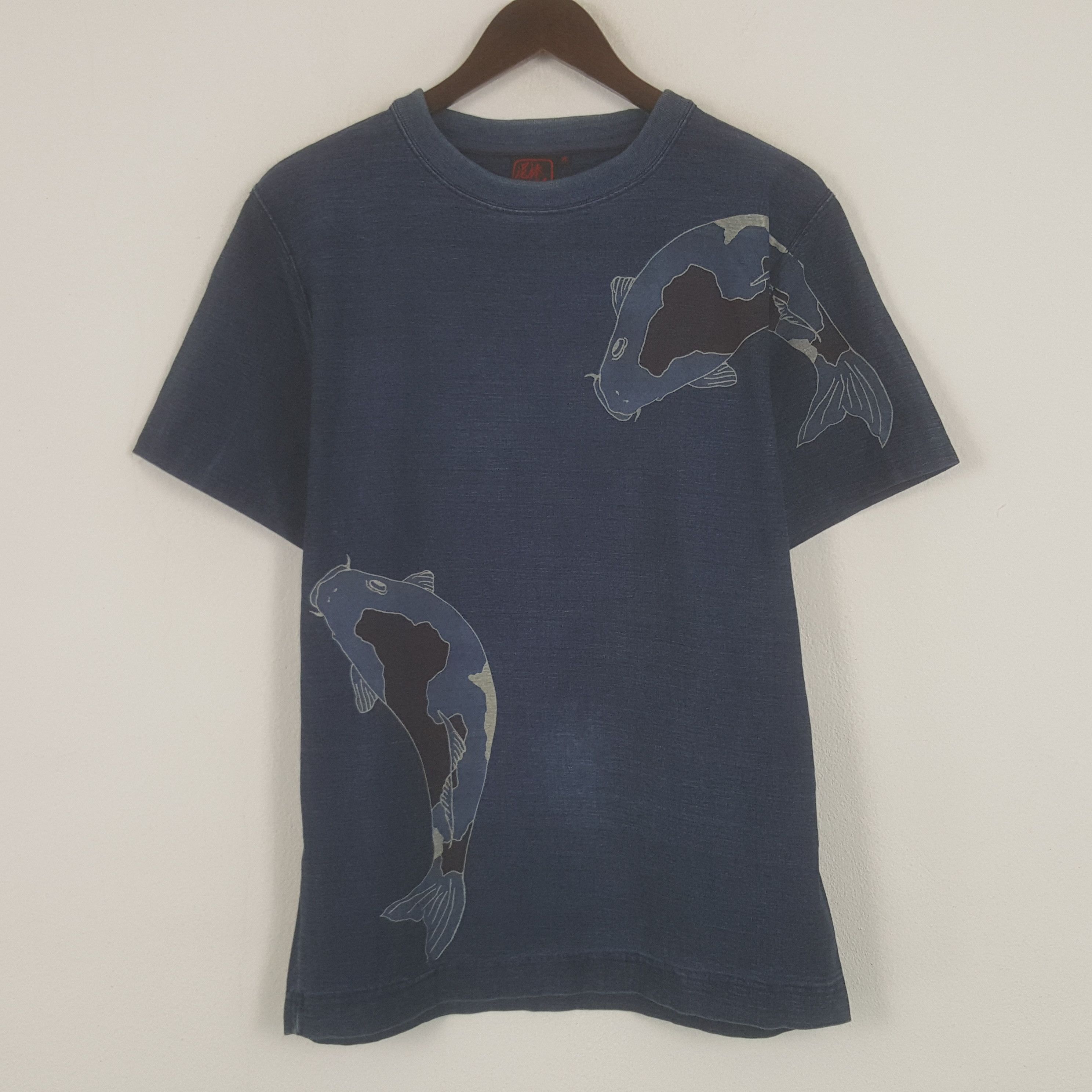 Vintage Vintage Japanese Fish Art Tshirt Size US M / EU 48-50 / 2 - 1 Thumbnail