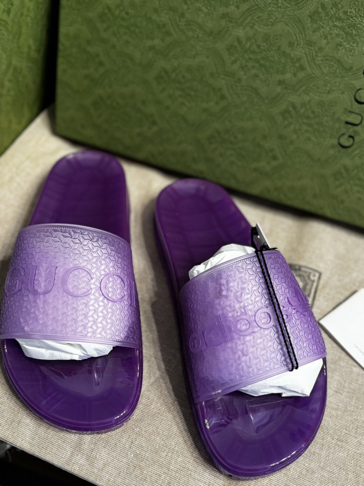 Gucci GUCCI X ADIDAS Rubber Printed Slides w/ Tags Size US 7 / IT 37 - 12 Thumbnail