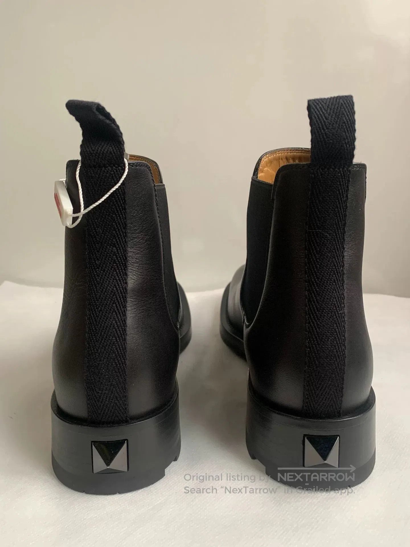 Valentino Valentino Men's Classic Chelsea Boots. Size US 8 / EU 41 - 4 Thumbnail