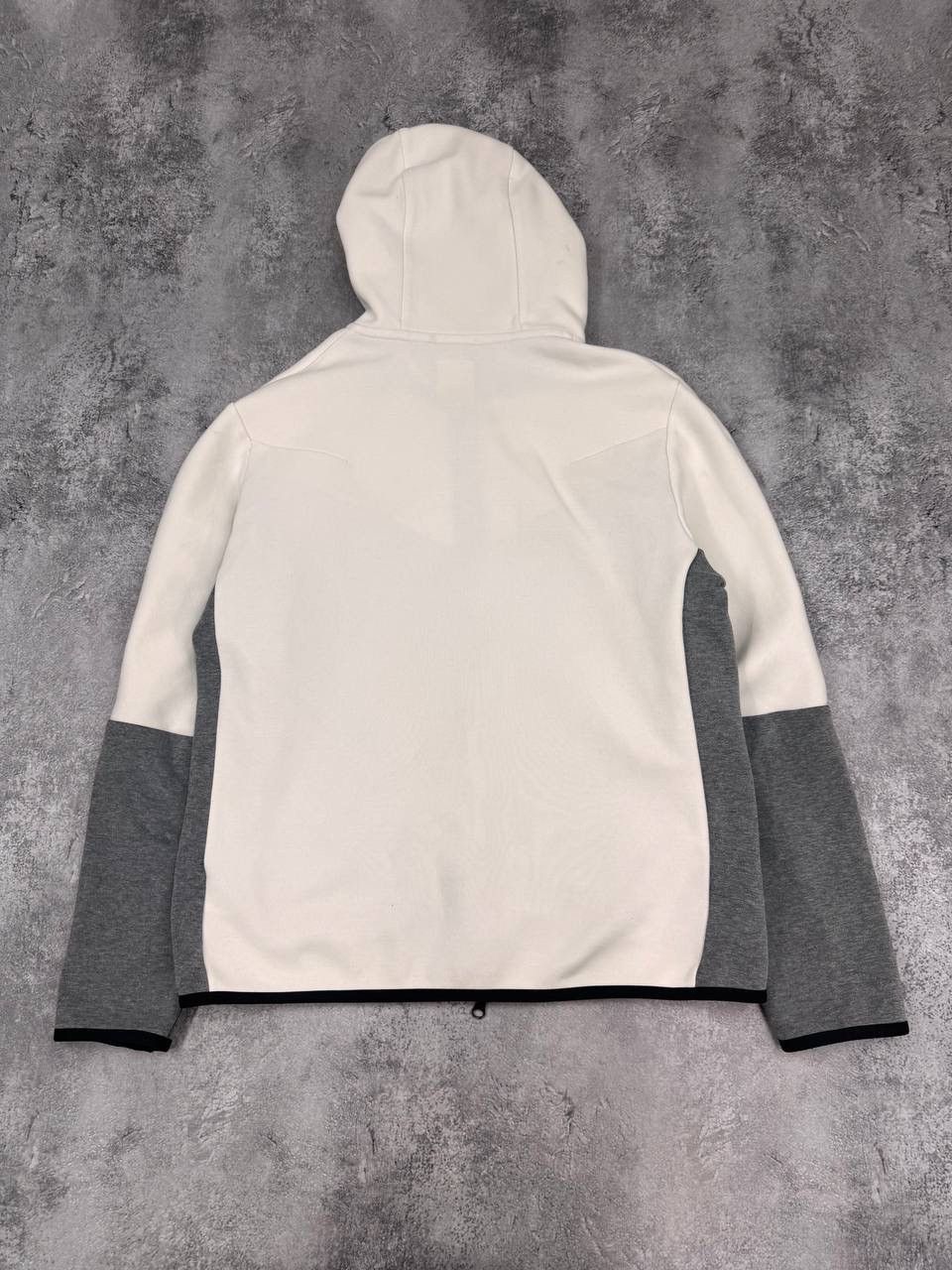 Nike Nike Men Tech Fleece Zip Hoodie Black White Grey Size Medium Size US M / EU 48-50 / 2 - 10 Thumbnail