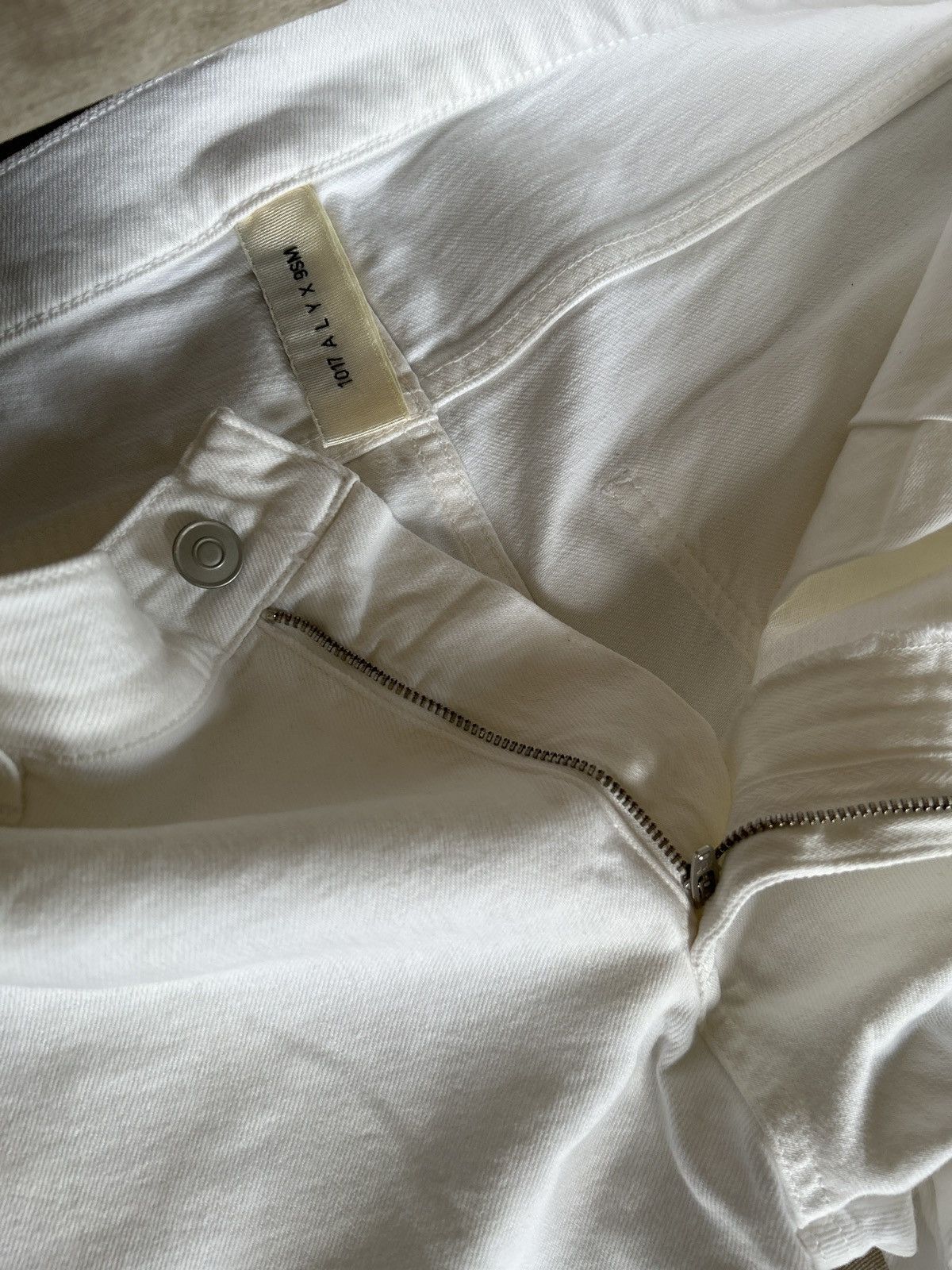 1017 ALYX 9SM White Oversized Denim Cargo Pants Jeans Size US 32 / EU 48 - 7 Thumbnail