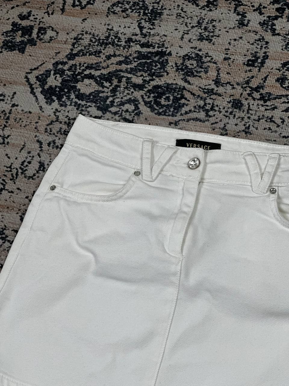 Versace Versace Summer White Denim Y2K Mini Skirt Size 25" / US 0 / IT 36 - 4 Thumbnail