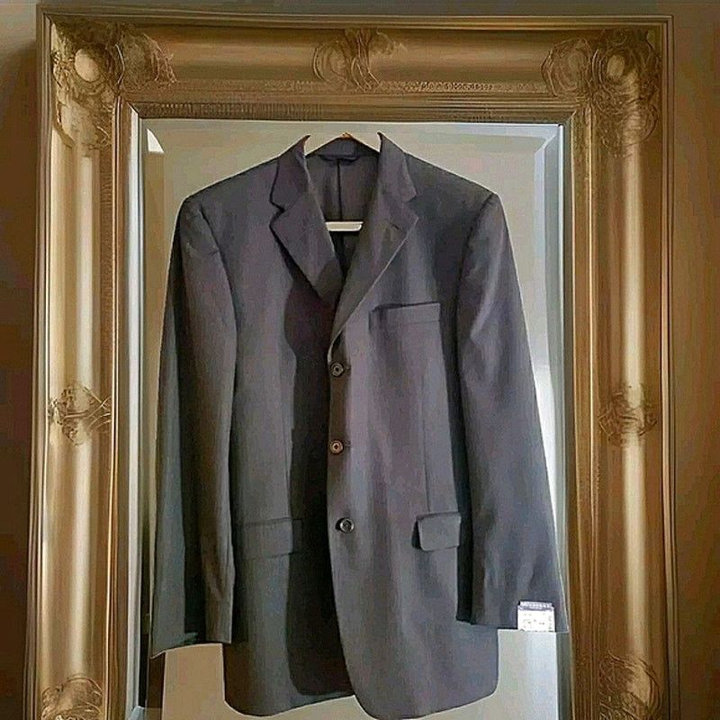 Burberry London 100% Wool Navy 3 Button Suit Size 42 L
