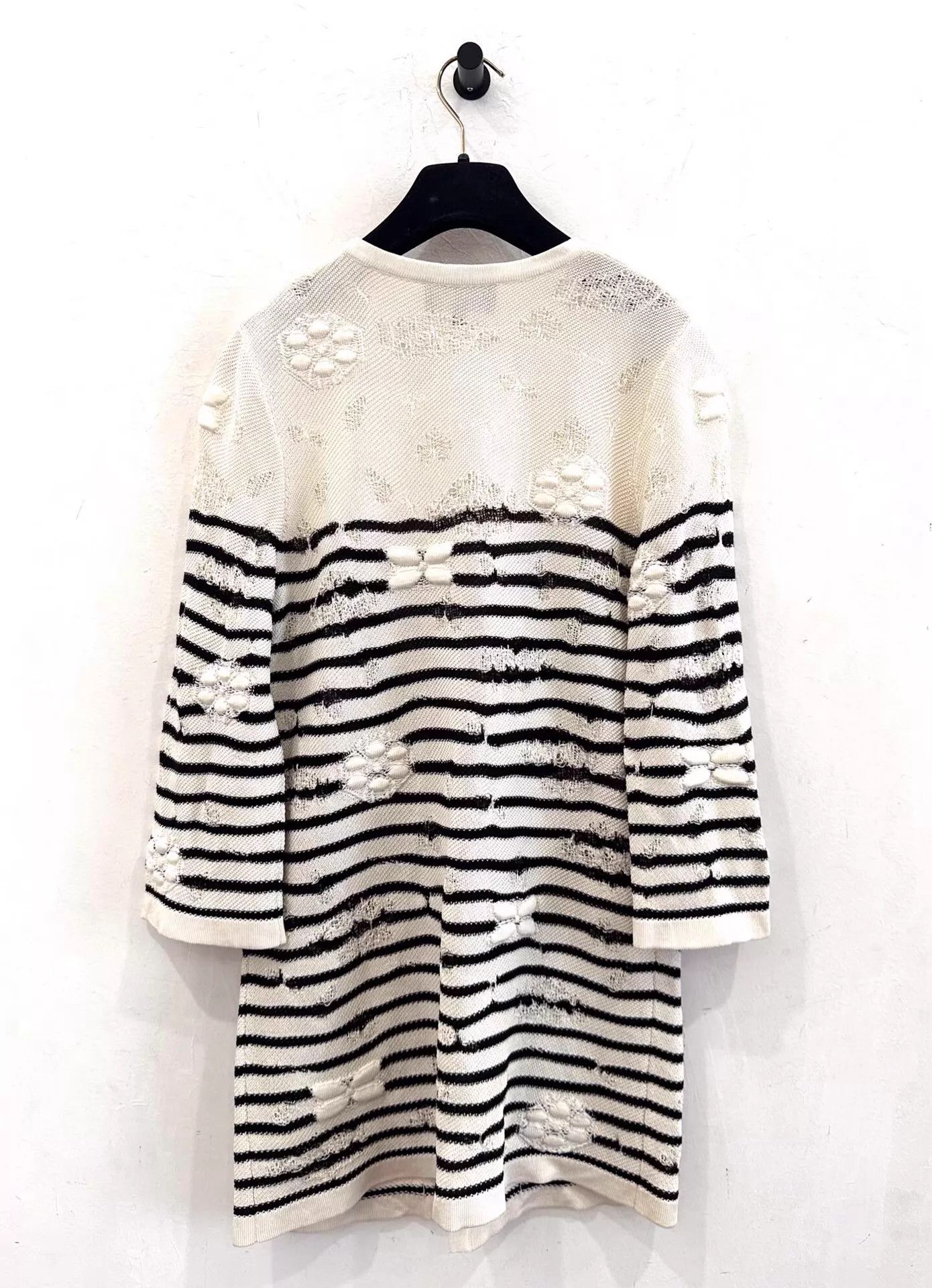 Chanel Chanel women's black white colorblocked striped cardigan Size XS / US 0-2 / IT 36-38 - 2 Thumbnail
