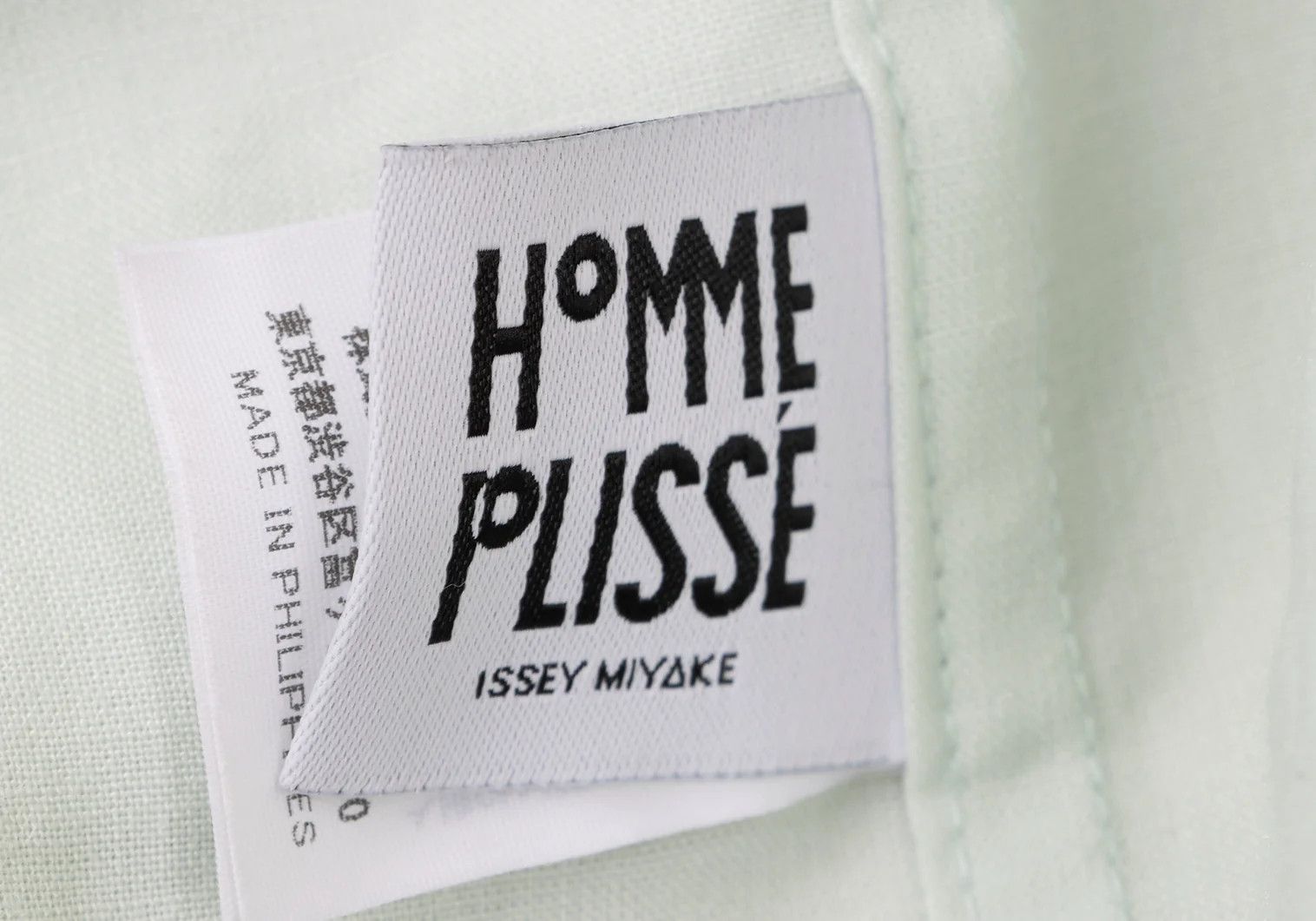 Issey Miyake Pleated Stand Collar Shirt in Mint Green Size US S / EU 44-46 / 1 - 17 Thumbnail
