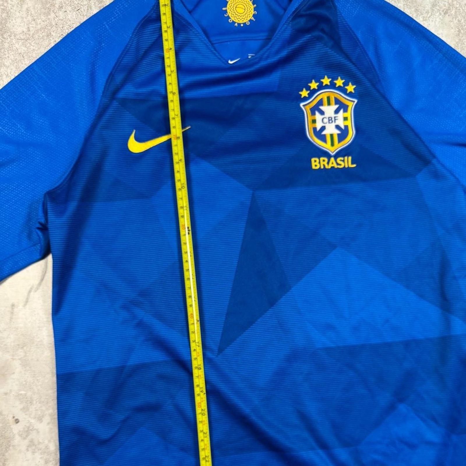 Nike 2018 Blue Nike Brazil Soccer Jersey – Size Medium Size US M / EU 48-50 / 2 - 6 Thumbnail