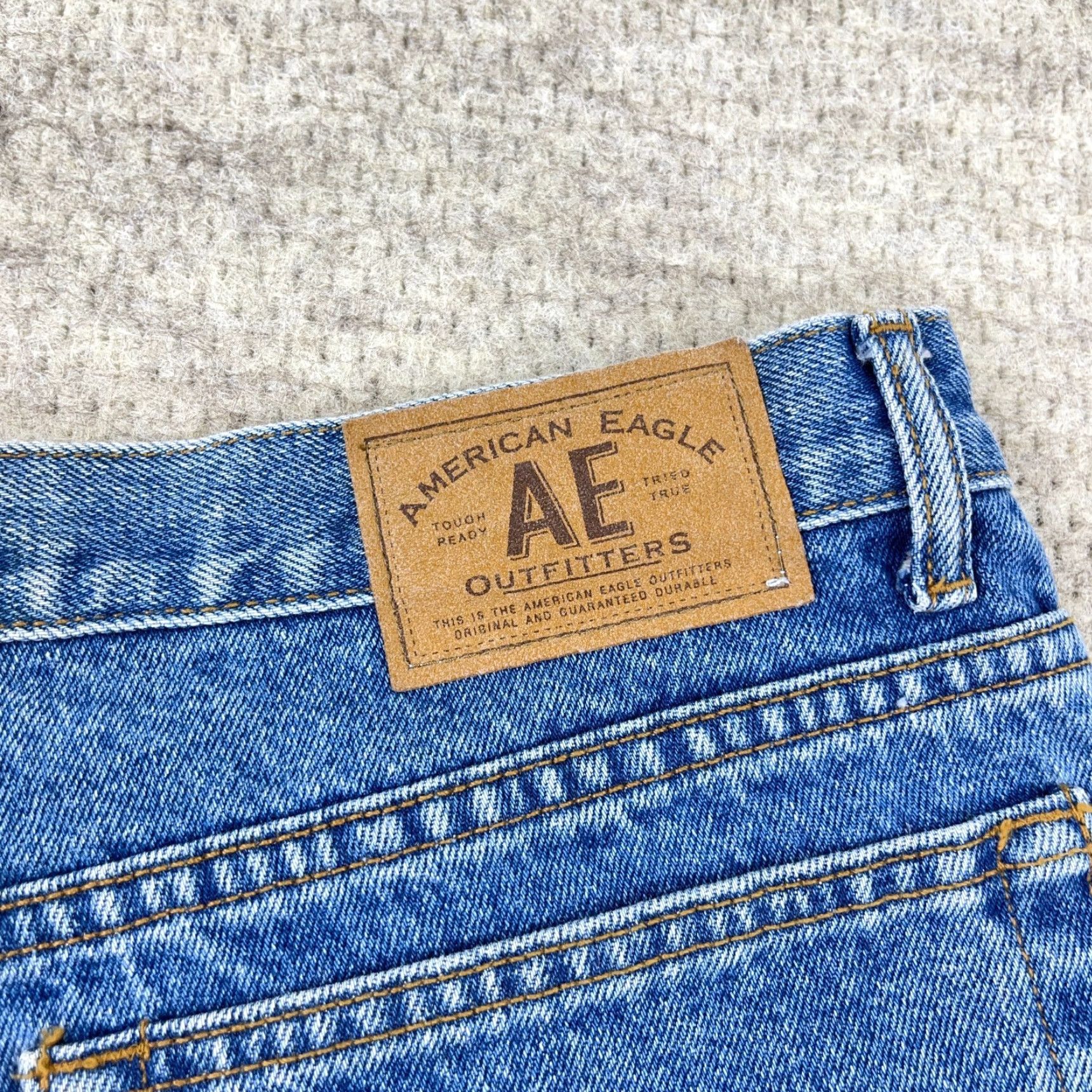 American Eagle Outfitters VINTAGE American Eagle Outfitters Shorts Men 36 Blue Denim Jorts Cut Off Med Wash Bermuda Distressed Pockets Logo 5-Pocket Design Jeans/Denim Size US 36 / EU 52 - 5 Thumbnail