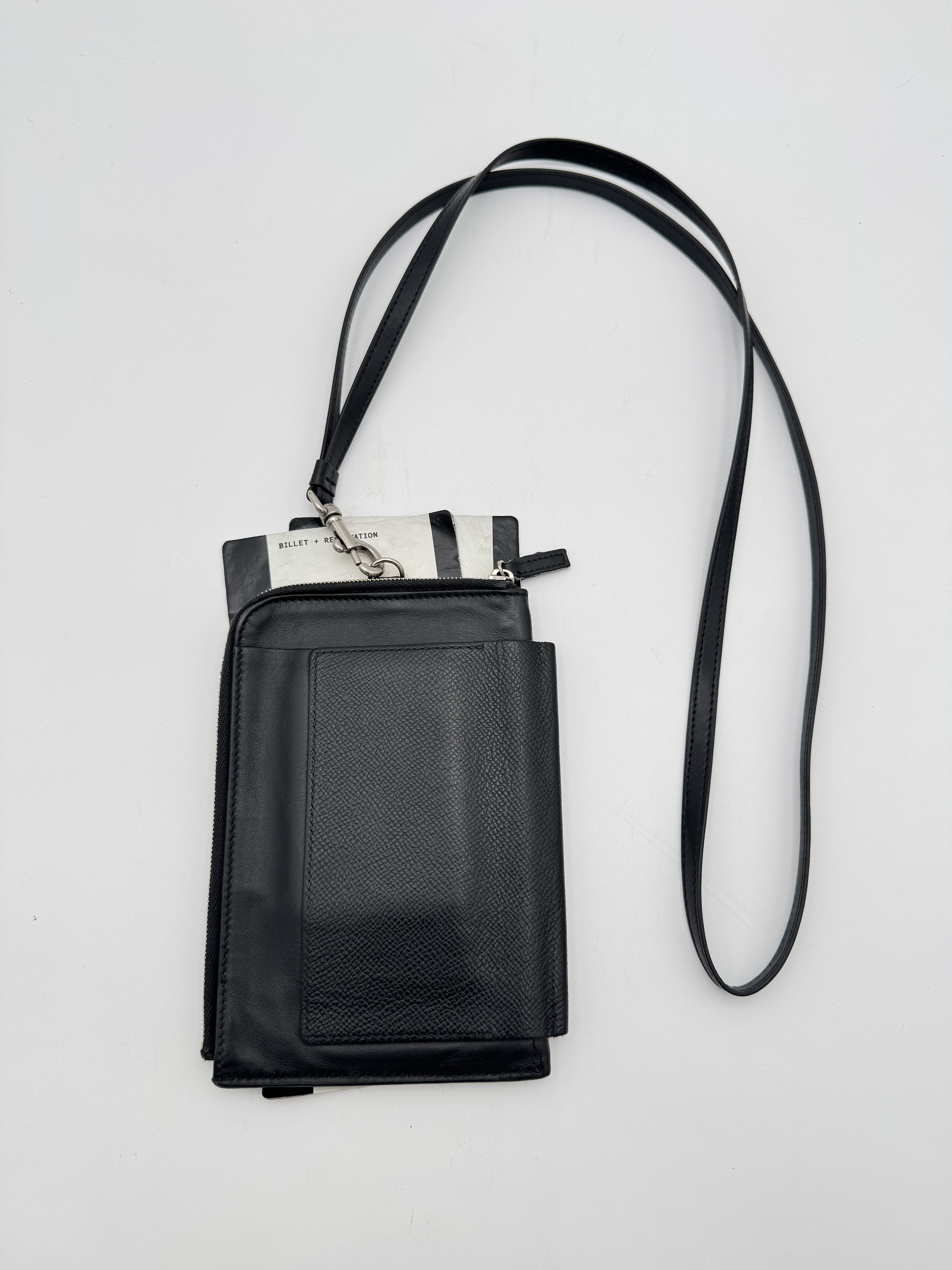 Balenciaga Balenciaga Two Ticket Passport Phone Holder Wallet Size ONE SIZE - 2 Thumbnail