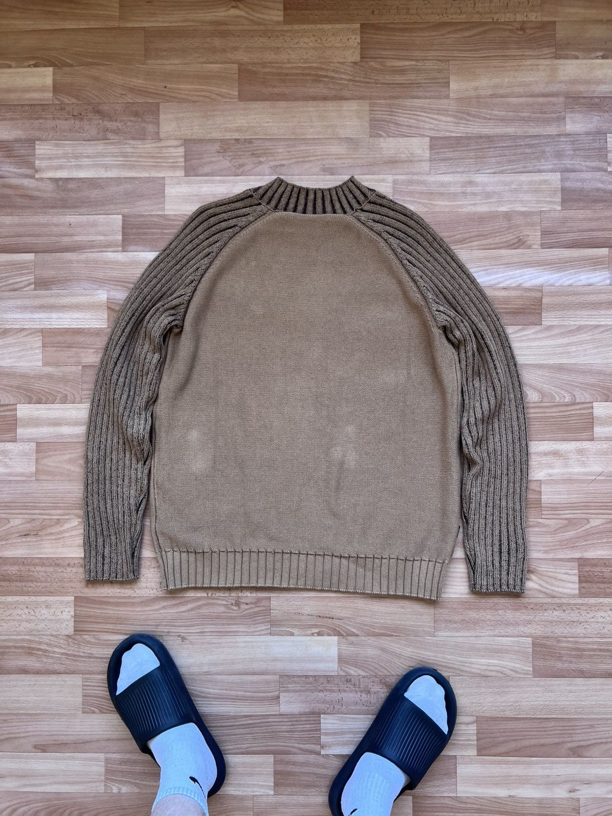 Oakley Vintage Oakley Sweater Big Central Logo Men’s Brown Size M Size US M / EU 48-50 / 2 - 5 Thumbnail