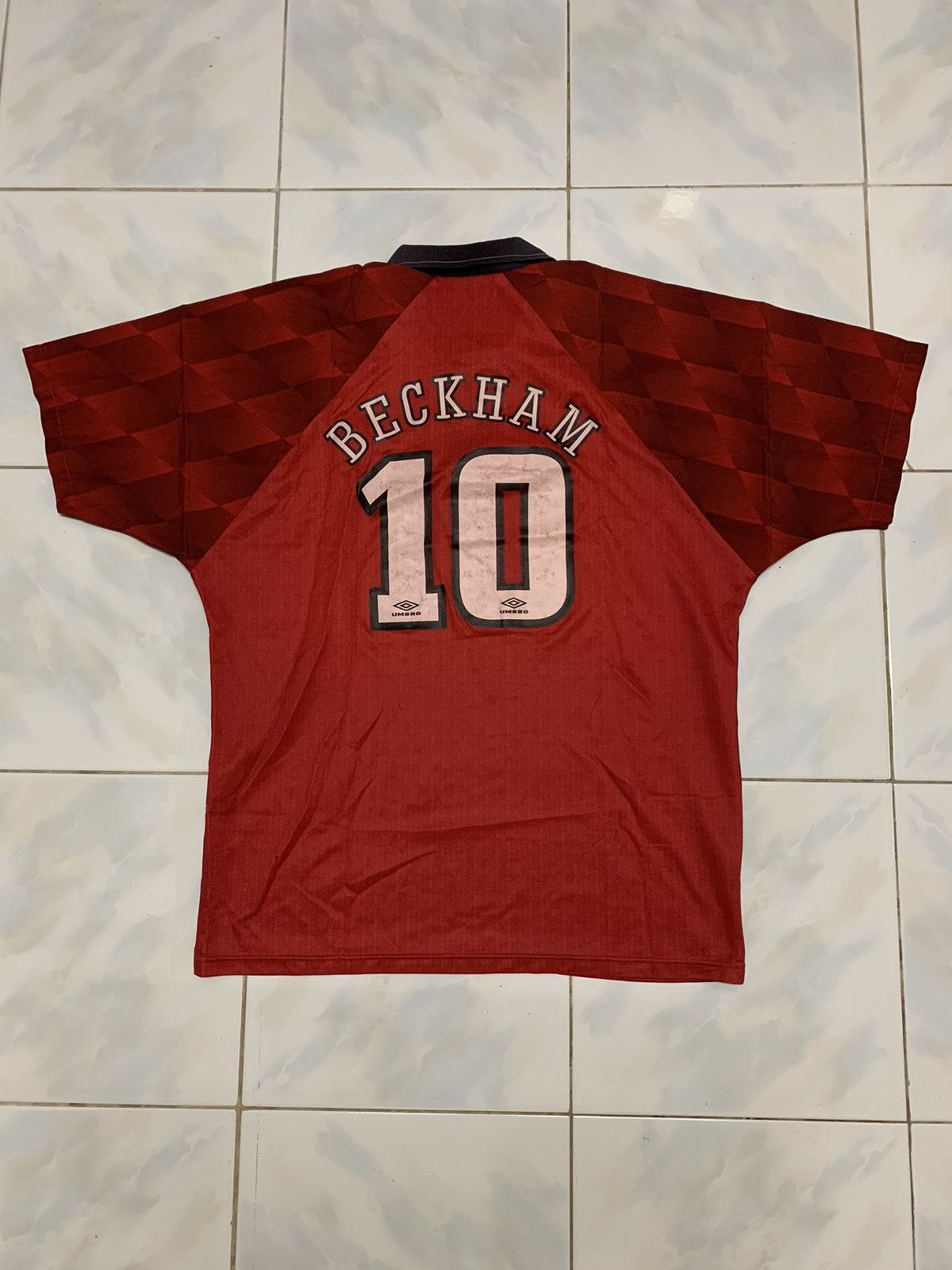 Umbro vintage manchester united 1996/98 david beckham Size US M / EU 48-50 / 2 - 2 Thumbnail