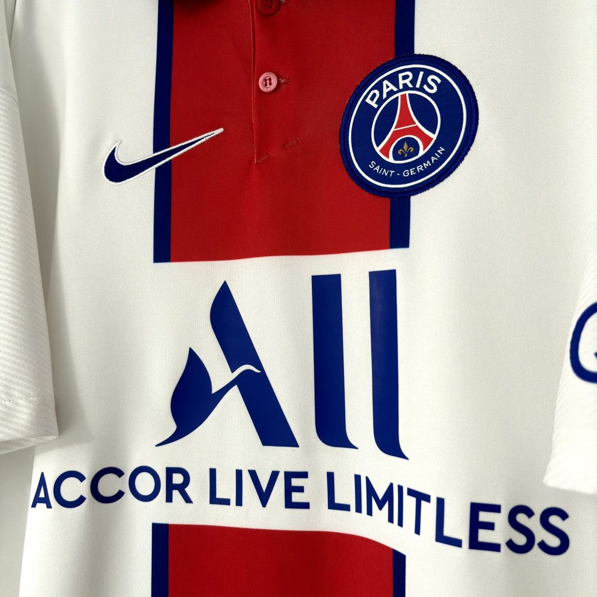 Jordan Brand × Nike 2020 2021 PSG Paris Mbappe Nike Away Kit Soccer Jersey Size US L / EU 52-54 / 3 - 4 Thumbnail