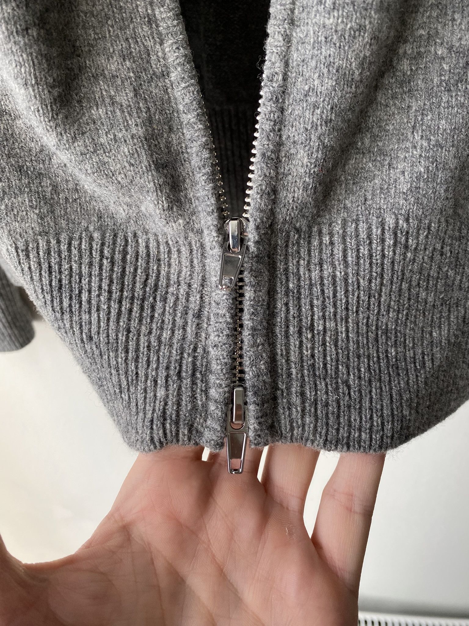 Sunflower NWOT - AW24 MOVIE ZIP CARDIGAN - 100% Merino Wool Size US XL / EU 56 / 4 - 13 Thumbnail