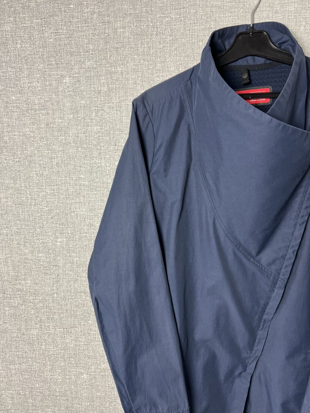 Nike Nike Tech Lightweight Asymmetrical Zip Parka Shell Jacket Size M / US 6-8 / IT 42-44 - 7 Thumbnail