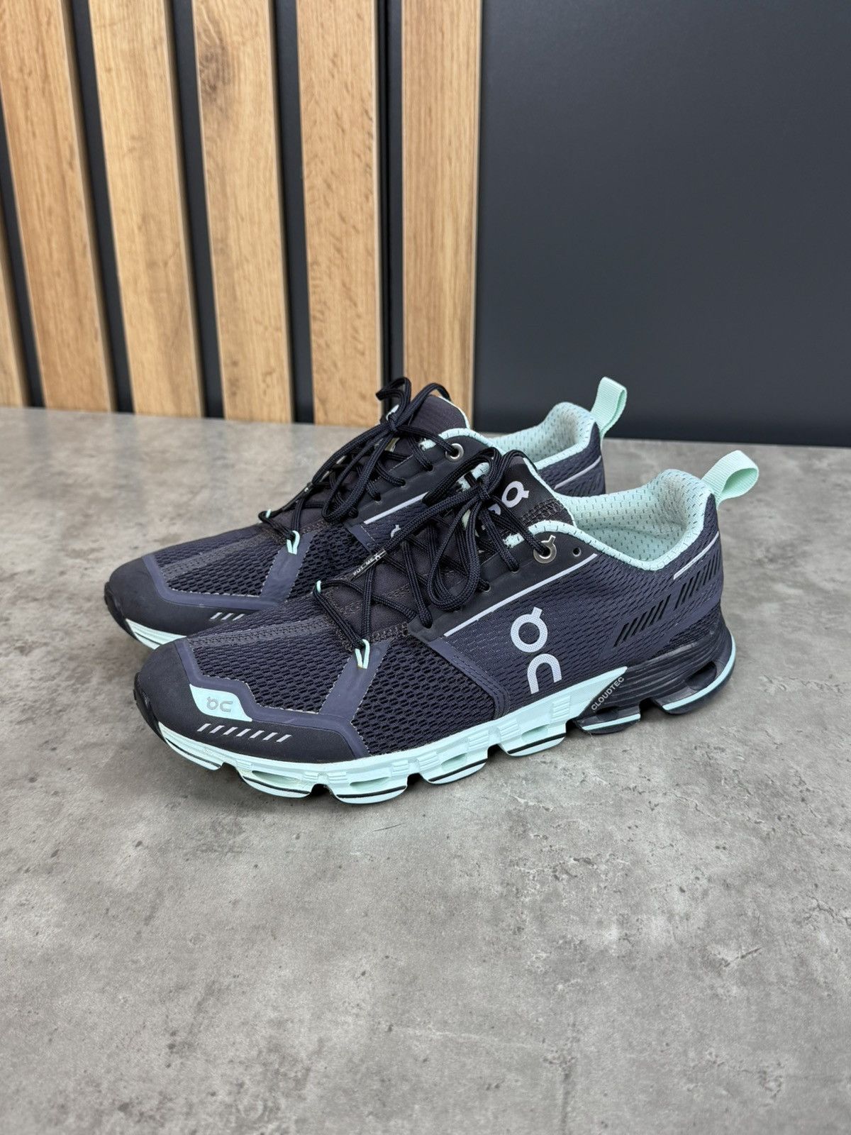 On On Running Cloud Women’s Sneakers US 7.5 EU 38.5 Size US 7.5 / IT 37.5 - 2 Thumbnail