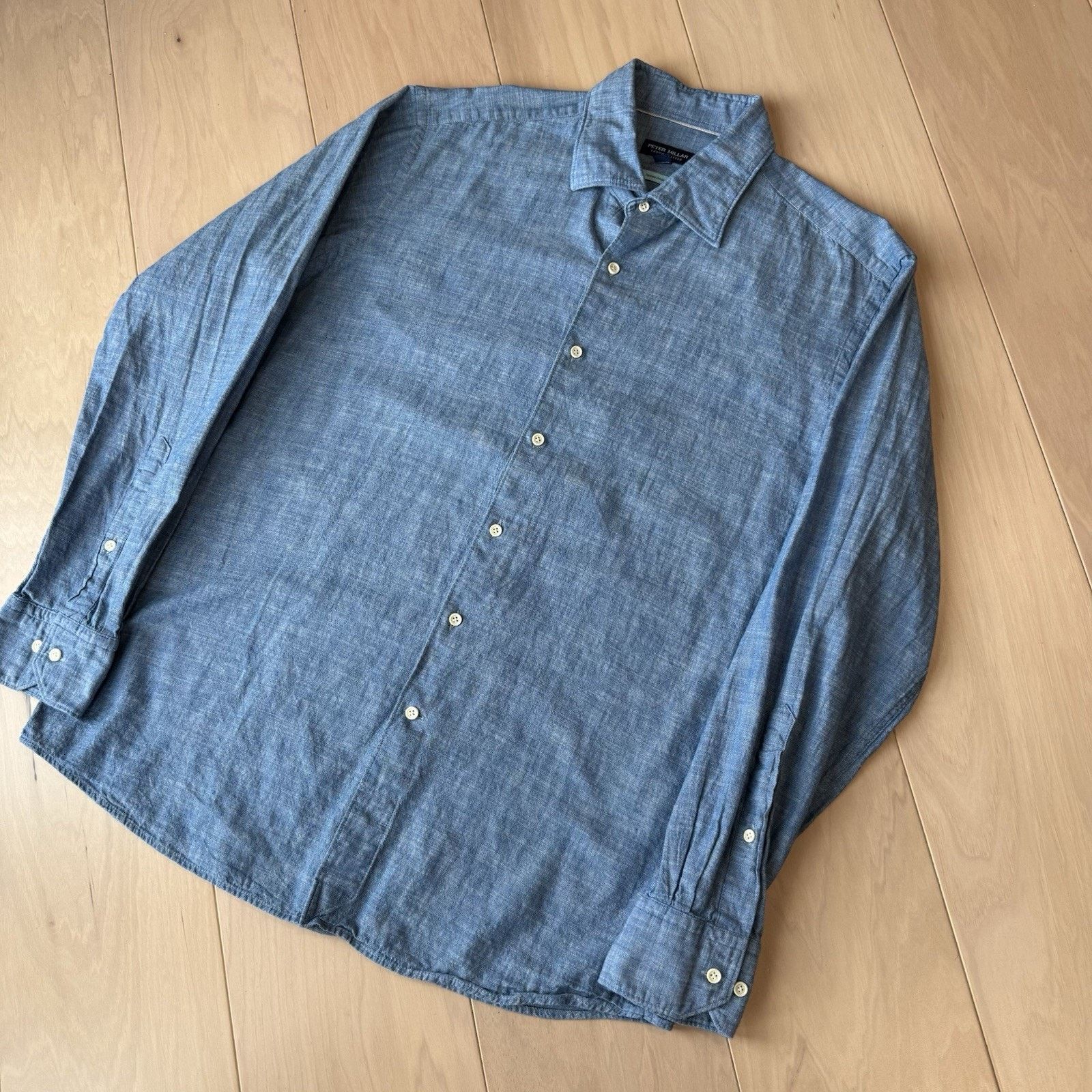 Peter Millar Peter Millar Chambray Shirt Large Blue Lightweight Button Up Size US L / EU 52-54 / 3 - 9 Thumbnail