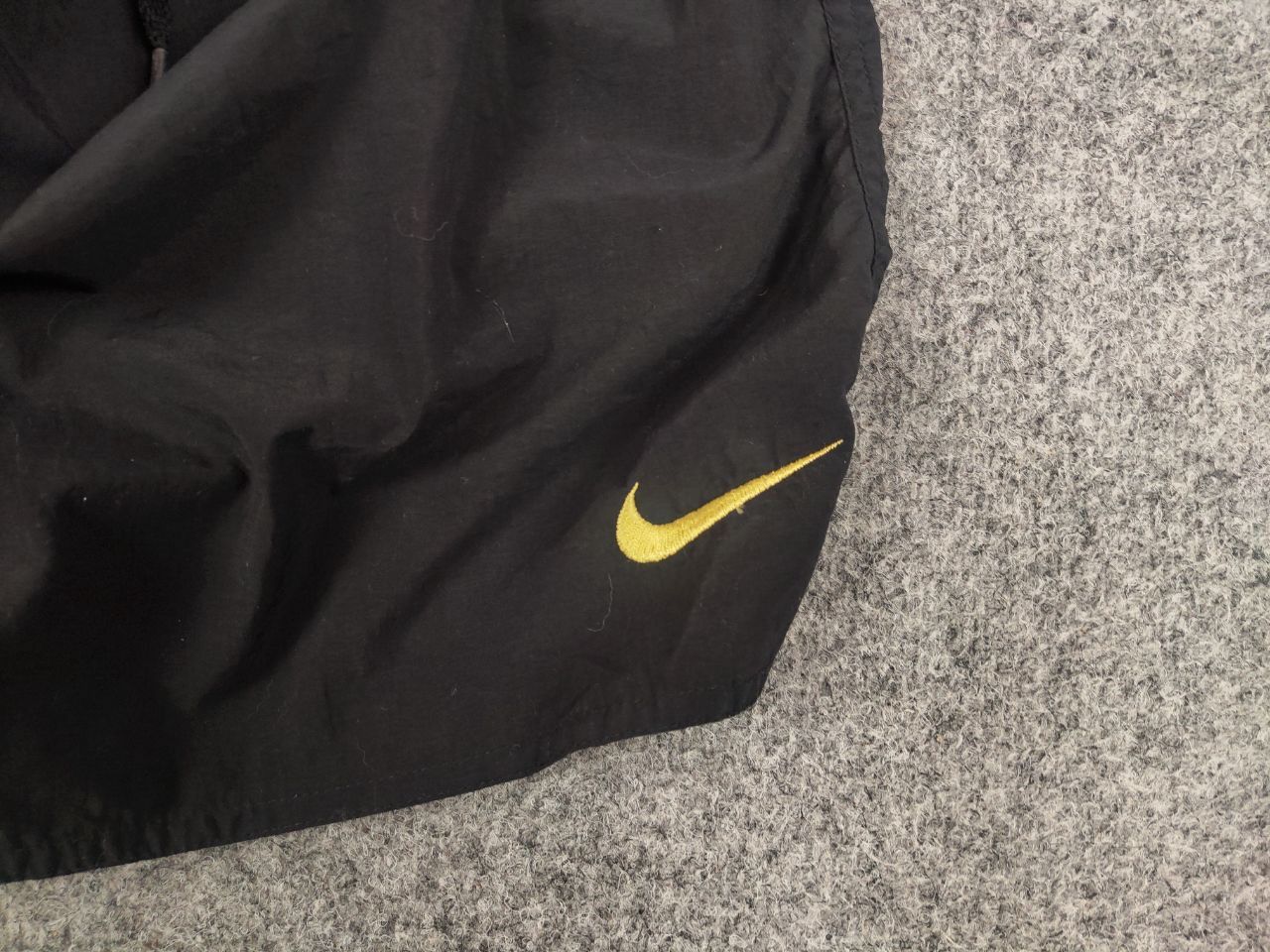Nike Vintage 90's Nike Big Swoosh Black Nylon Light Shorts Size US 34 / EU 50 - 8 Thumbnail