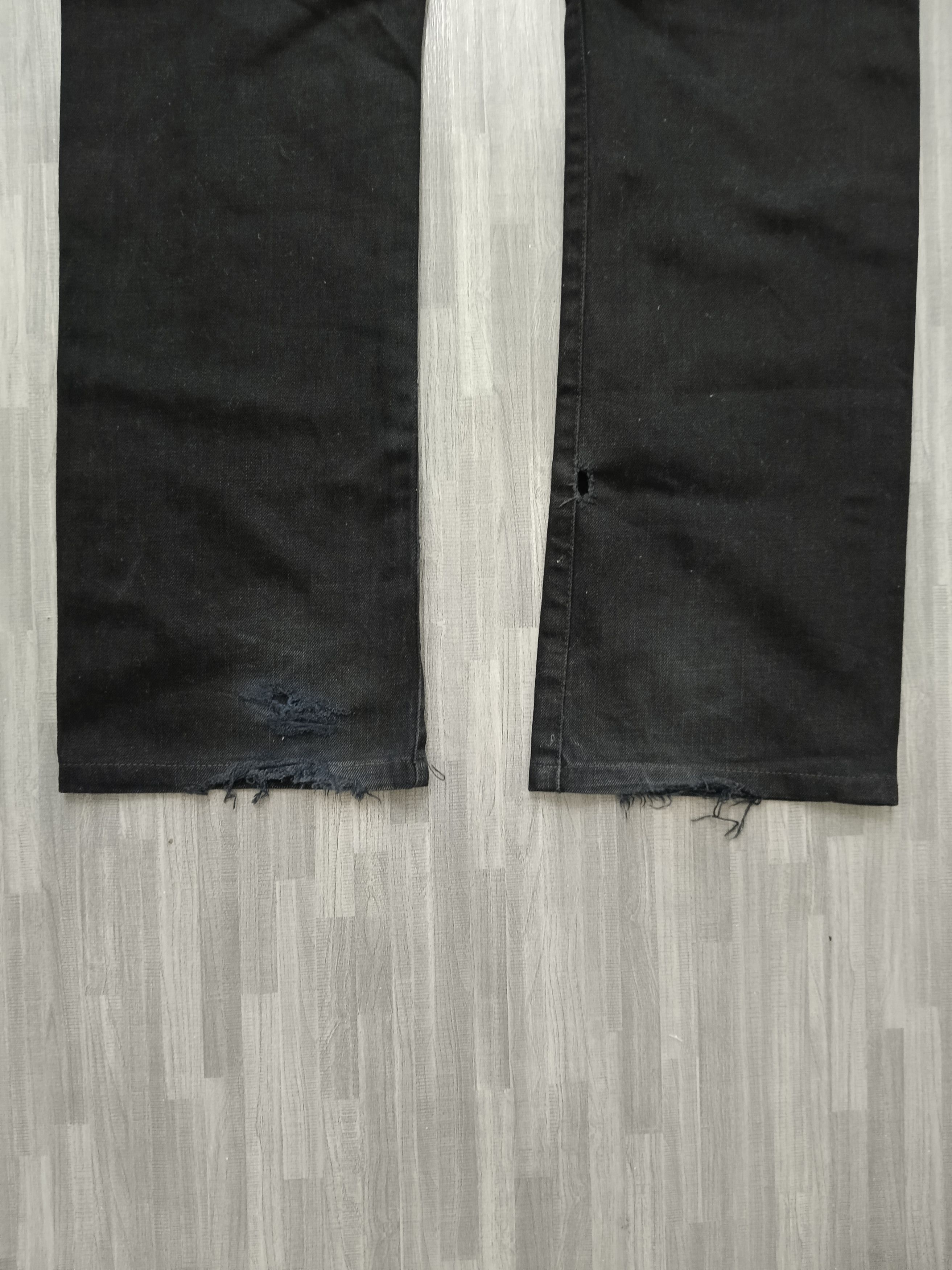 R.Newbold DiSTRESSED BLACK R NEWBOLD DENIM PANTS Size US 31 - 7 Thumbnail