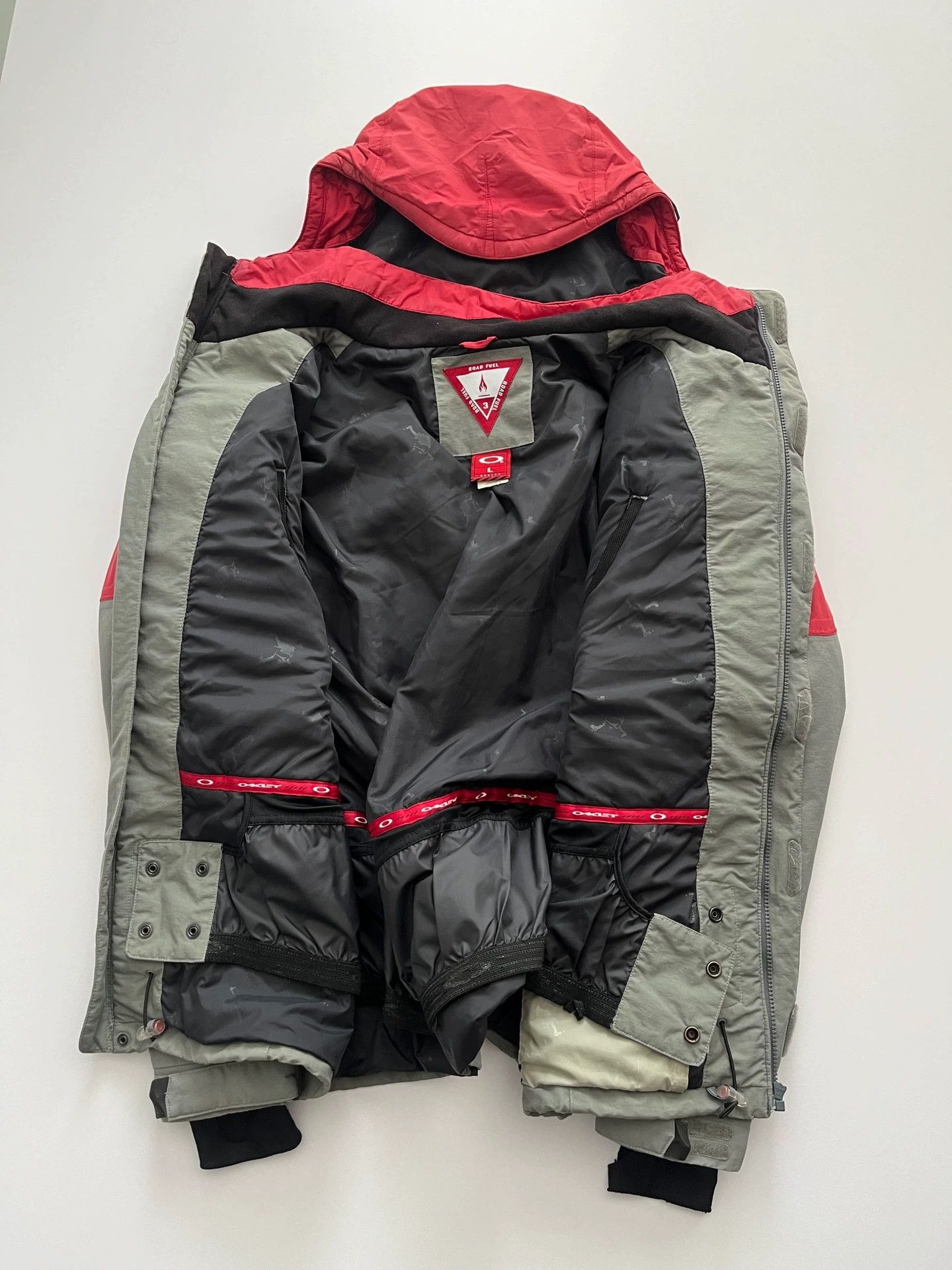Oakley Oakley Vintage 00ss Ski Jacket Size US L / EU 52-54 / 3 - 3 Thumbnail