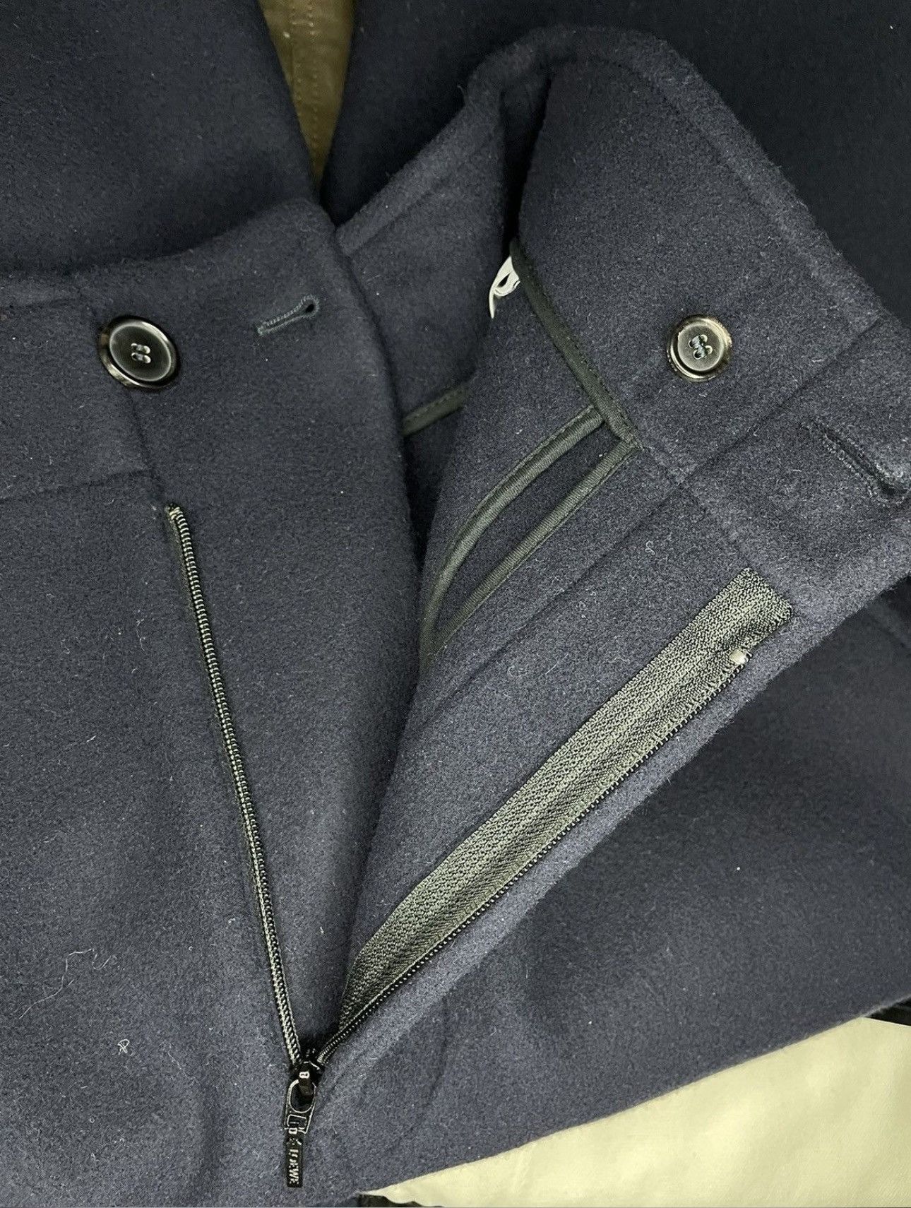Loewe Loewe Wool Shorts Size US 30 / EU 46 - 6 Thumbnail