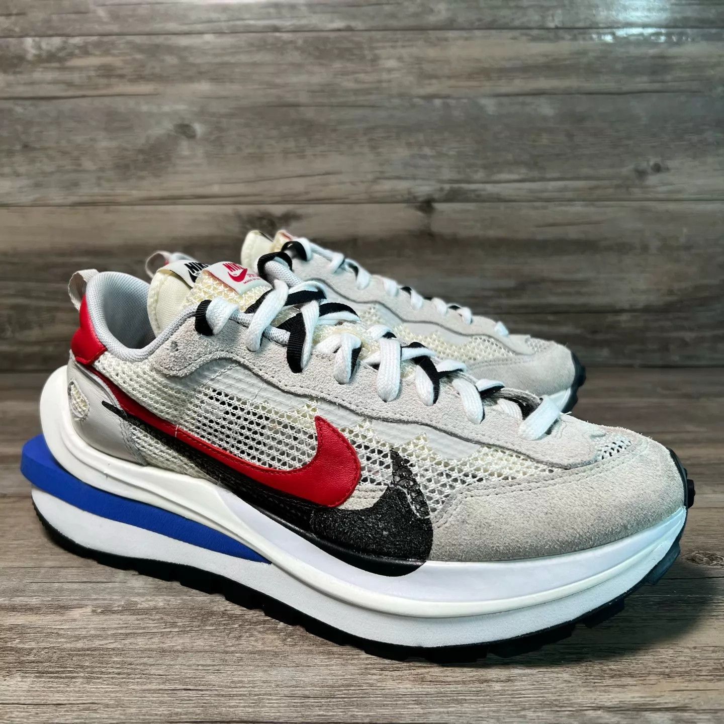 Nike Sacai x Nike VaporWaffle White Red 42.5 (Near Mint, OG Box) Size US 9 / EU 42 - 2 Thumbnail