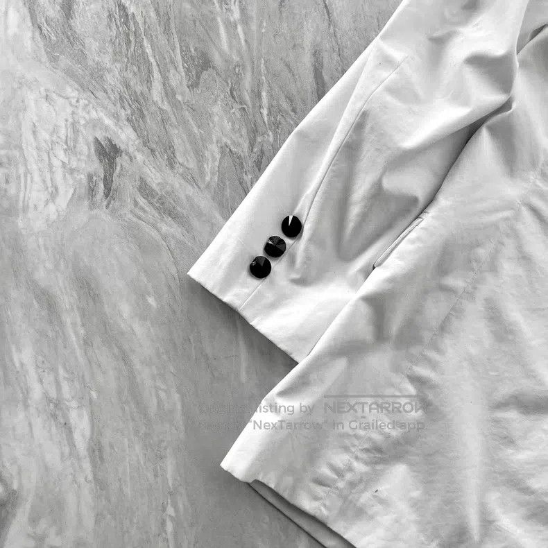 Raf Simons Raf Simons Mediaeval white flat collar crystal single-butt Size 48R - 5 Thumbnail