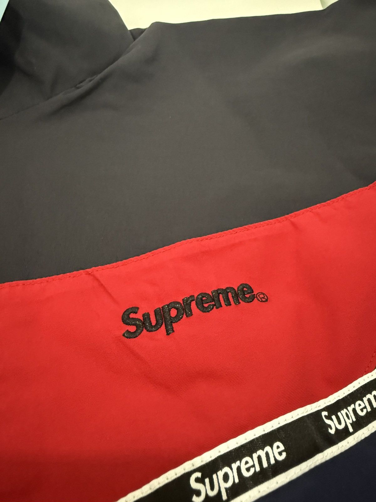 Supreme SUPREME LOGO TAPING TRACK PANT (NAVY) (M) SS26 Size US M / EU 48-50 / 2 - 2 Thumbnail