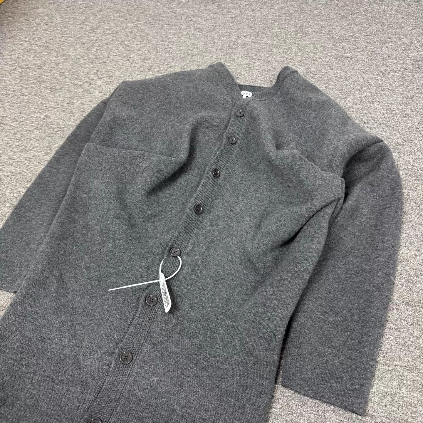 Loewe Loewe gray mid7/8sleeve wool knit cardigan M 99new Size US M / EU 48-50 / 2 - 4 Thumbnail
