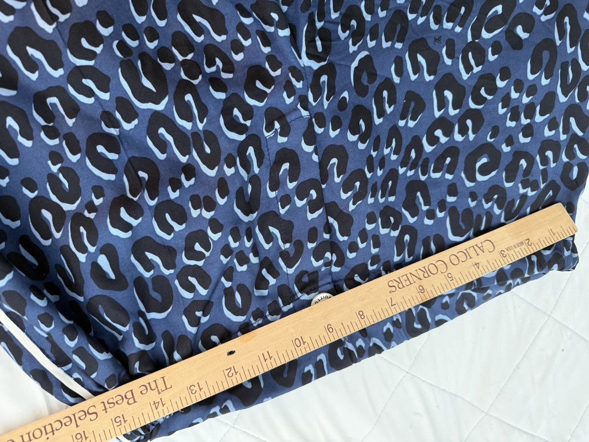 Louis Vuitton × Stephen Sprouse Louis Vuitton Stephen Sprouse Silk Leopard Pants 2012 Runway Size 28" / US 6 / IT 42 - 11 Thumbnail