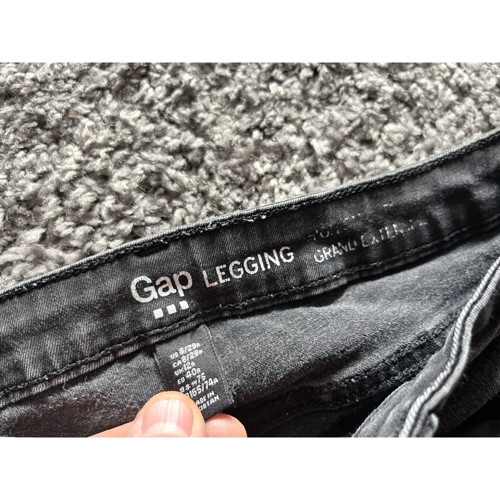 Gap Gap Jeans 8/28 High Rise Legging Black Solid Pattern Womens Size 30" / US 8 / IT 44 - 5 Thumbnail
