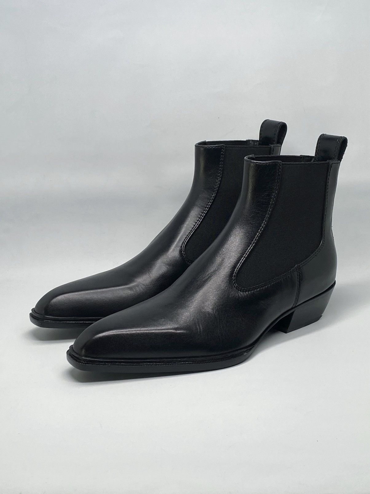 Alexander Wang Alexander Wang Slick Pointed Toe Chelsea Boot size 37.5 Size US 7.5 / IT 37.5 - 5 Thumbnail