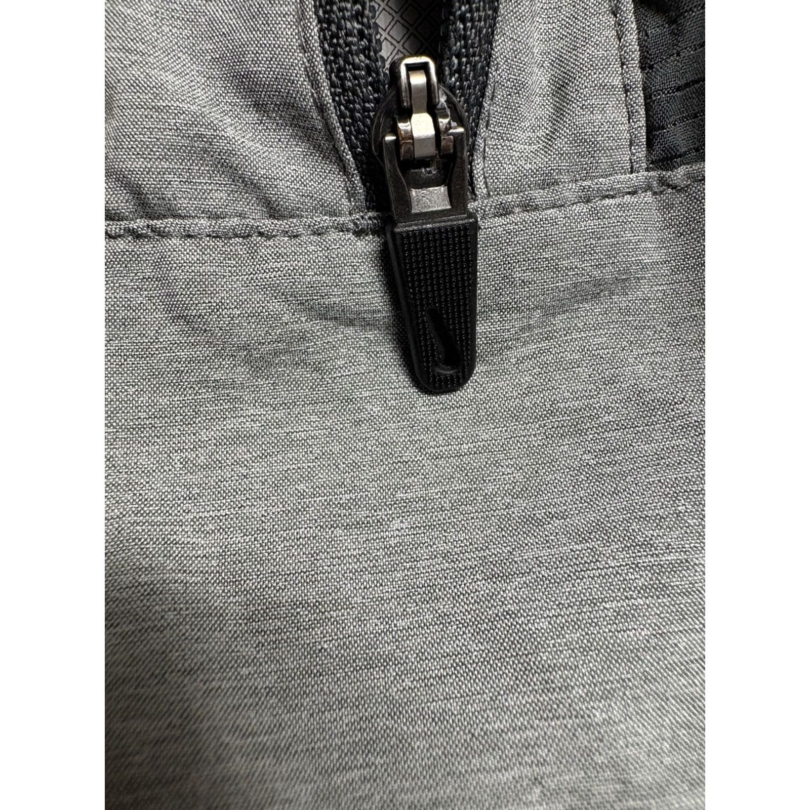 Nike Nike Flex Stride Running Shorts Mens Large Gray 5" CJ5467 Size US 33 - 7 Thumbnail