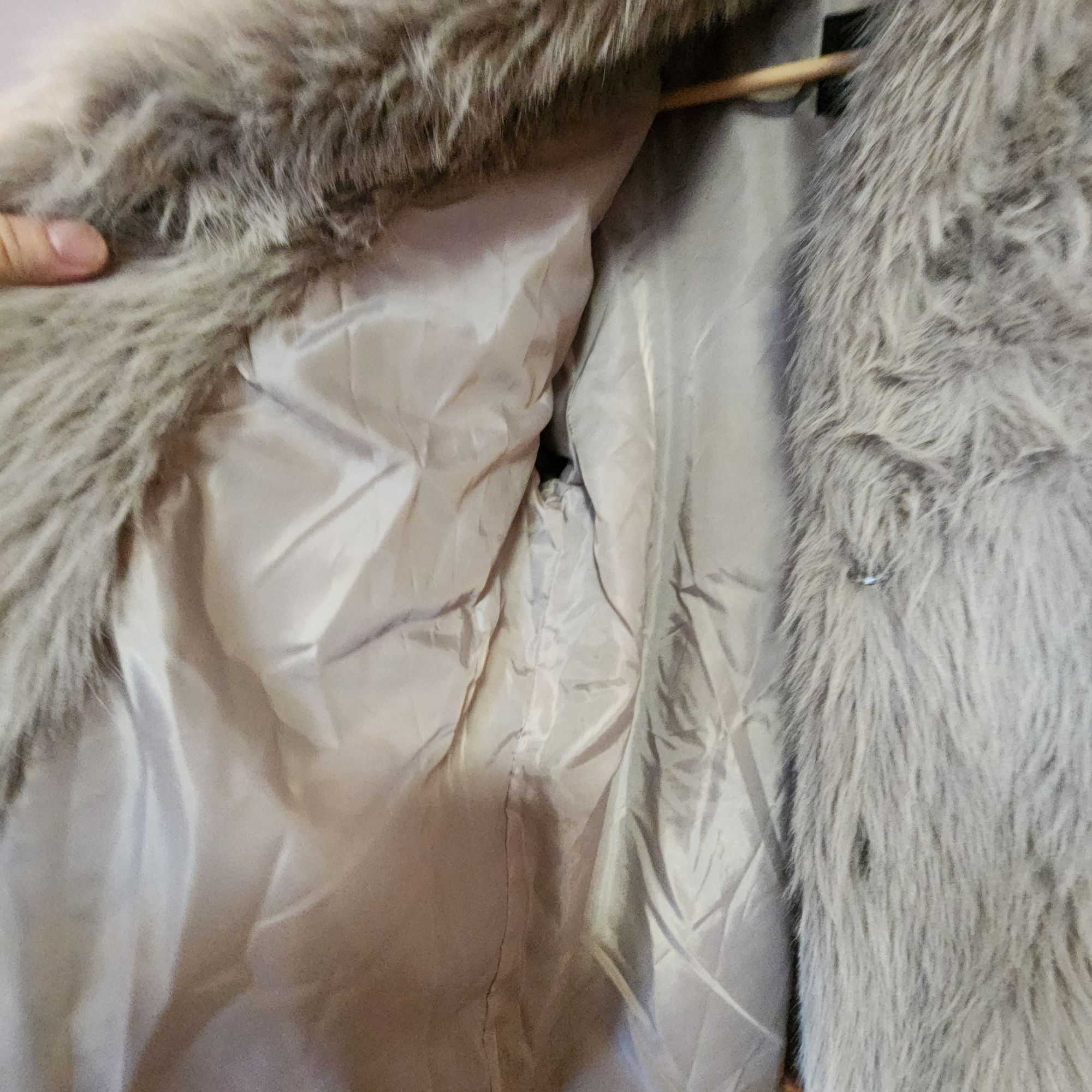 7 For All Mankind 7 For All Mankind Gray Faux Fur Chubby Jacket Womens Size S Size S / US 4 / IT 40 - 3 Thumbnail