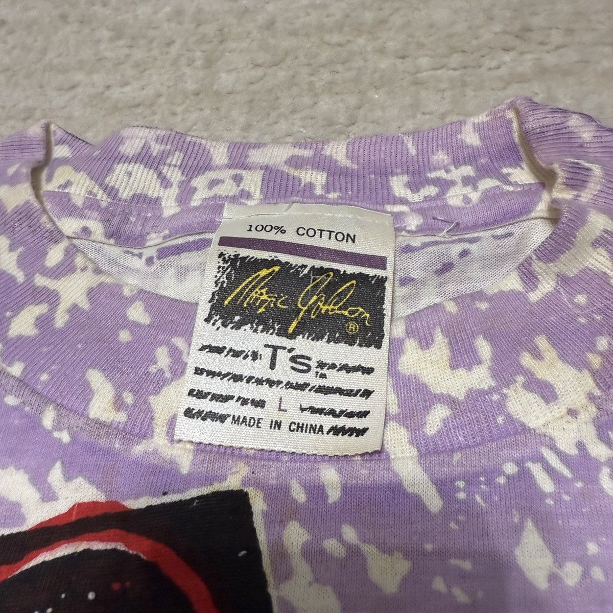 Vintage Vintage 90's Michael Jordan AOP T-Shirt Magic Johnson Bulls Size US L / EU 52-54 / 3 - 2 Thumbnail