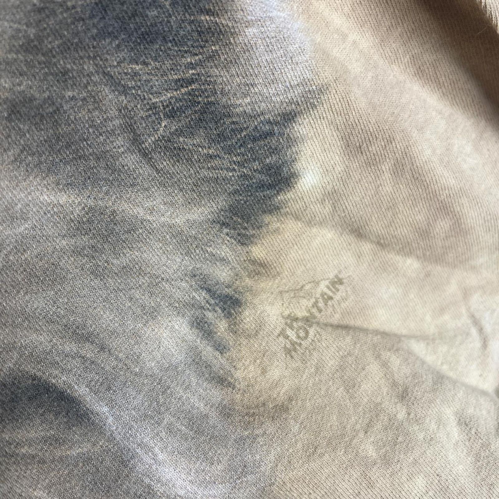 The Mountain The mountain wolf nature shirt Size XL / US 12-14 / IT 48-50 - 2 Thumbnail