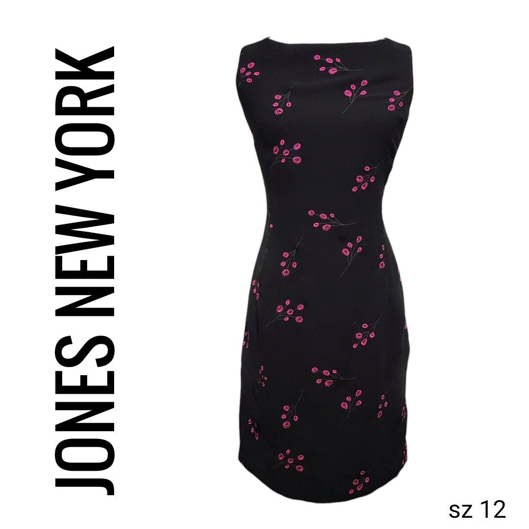 Jones New York Jones New York Little Black Dress Pink Embroidered Flowers Size XL / US 12-14 / IT 48-50 - 1 Thumbnail