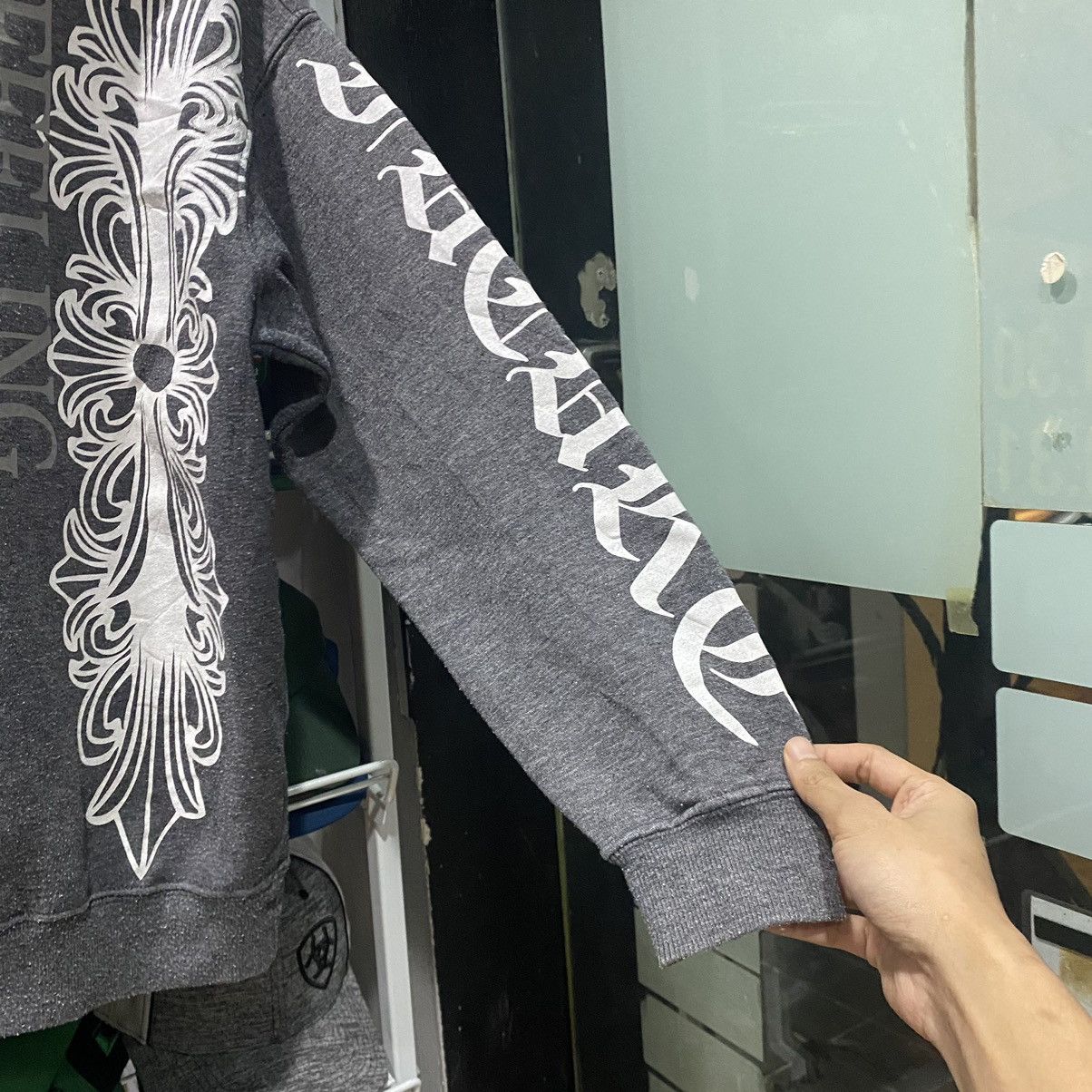 Japanese Brand Japanese Brand The Breakers Inspired Chrome Heart Sweatshirt Size US S / EU 44-46 / 1 - 6 Thumbnail