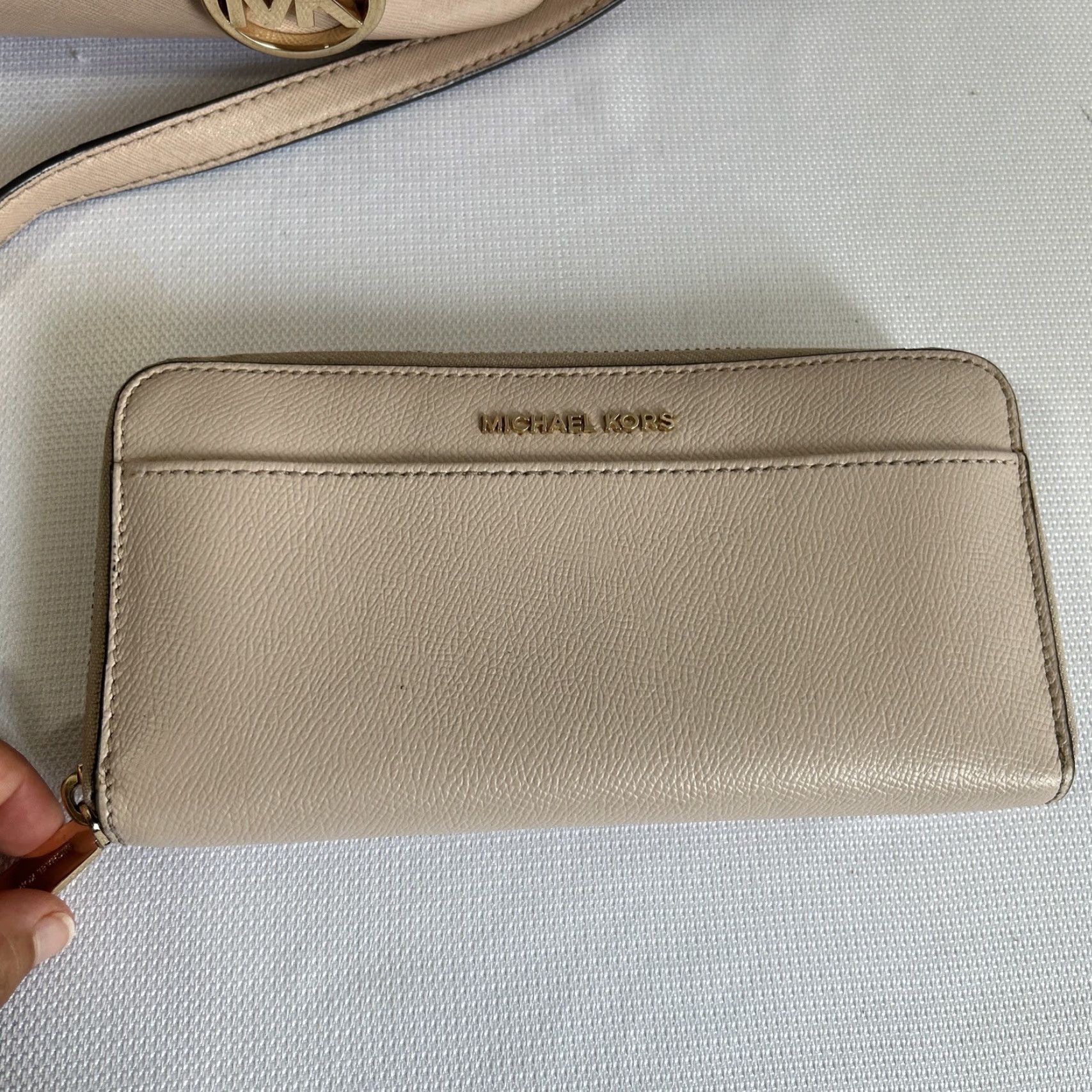 Michael Kors Michael Kors Savannah Saffiano Leather Bag Pink With Wallet Satchel Cross-Body Adjustable Strap Womens Medium Gray Leather Bag Charm Wallet Set) Size ONE SIZE - 3 Thumbnail