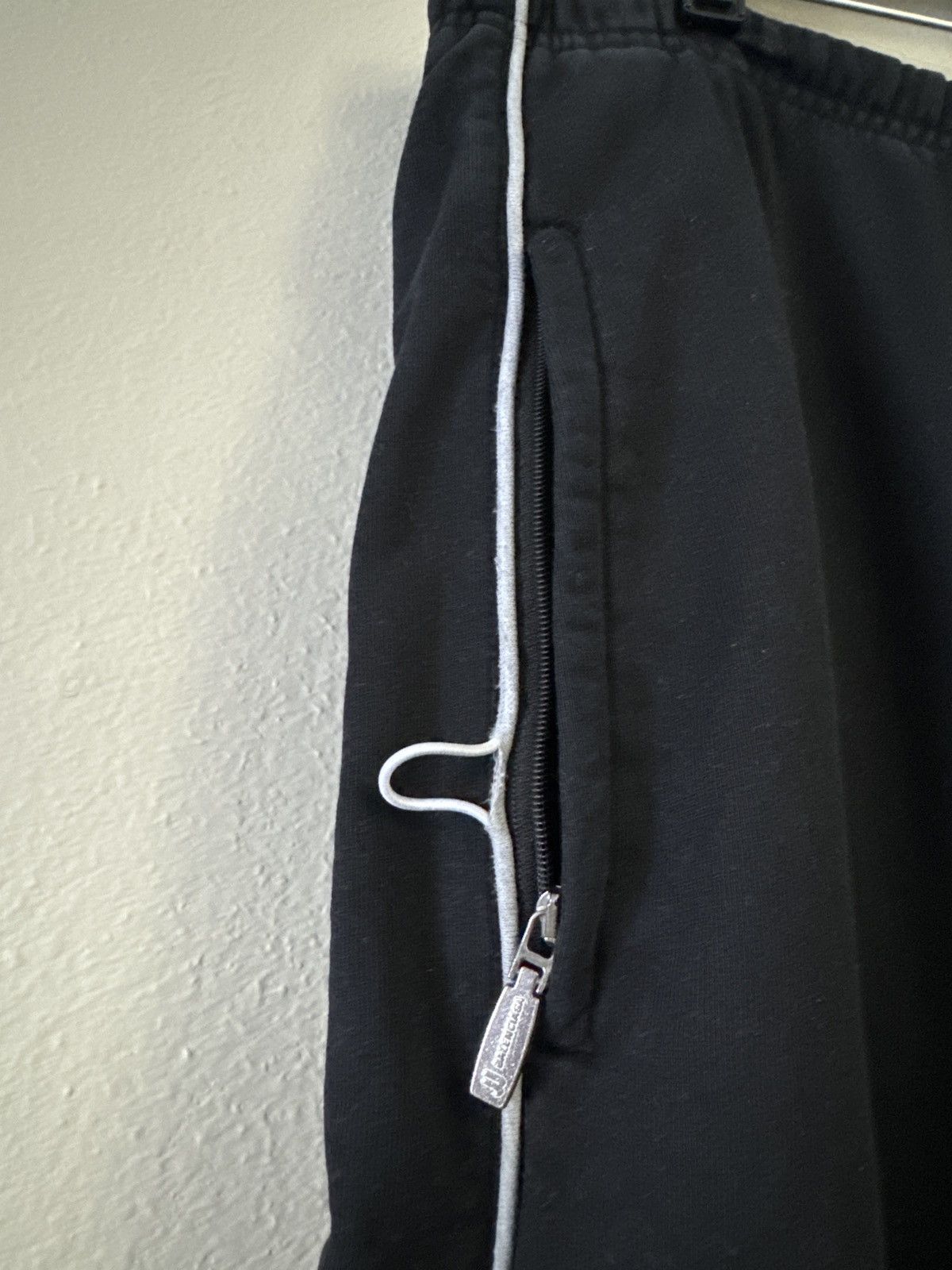 Balenciaga Summer 22 ‘Red Carpet’ 3B Sport Icon Sweatpants Size US 30 / EU 46 - 3 Thumbnail