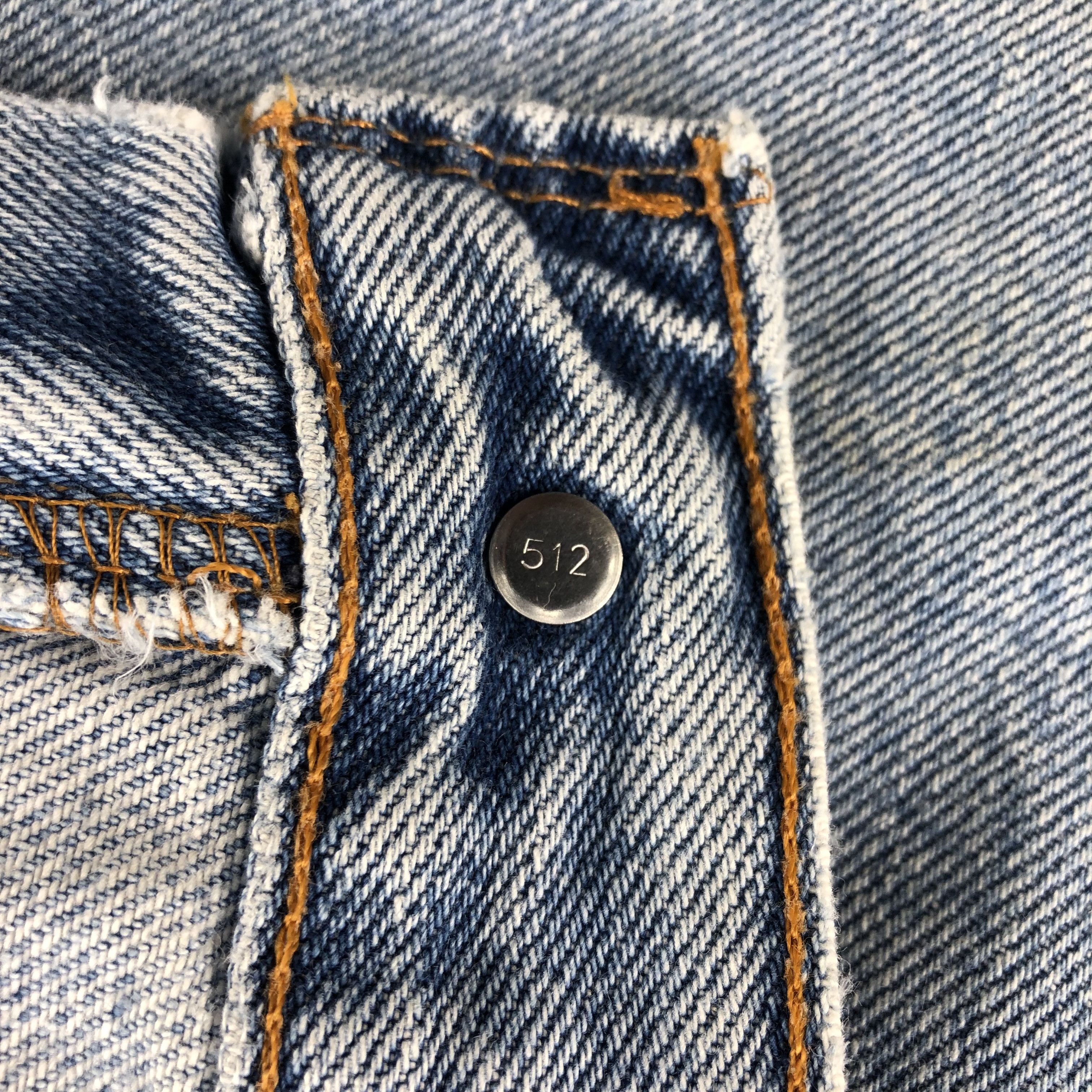 Levi's × Vintage 90s Vintage Light Wash Levis 550 Jeans-JM1705 Size US 29 - 9 Thumbnail