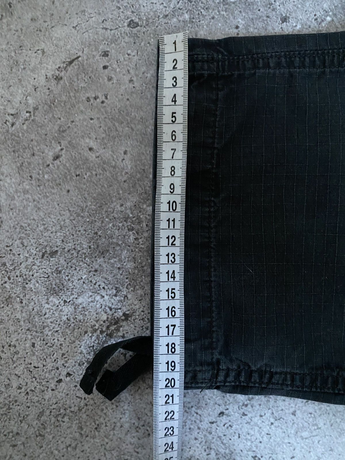 Carhartt Wip × Vintage Vintage Carhartt Wip Regular Cargo Pants Size 30/32 Size US 30 / EU 46 - 14 Thumbnail
