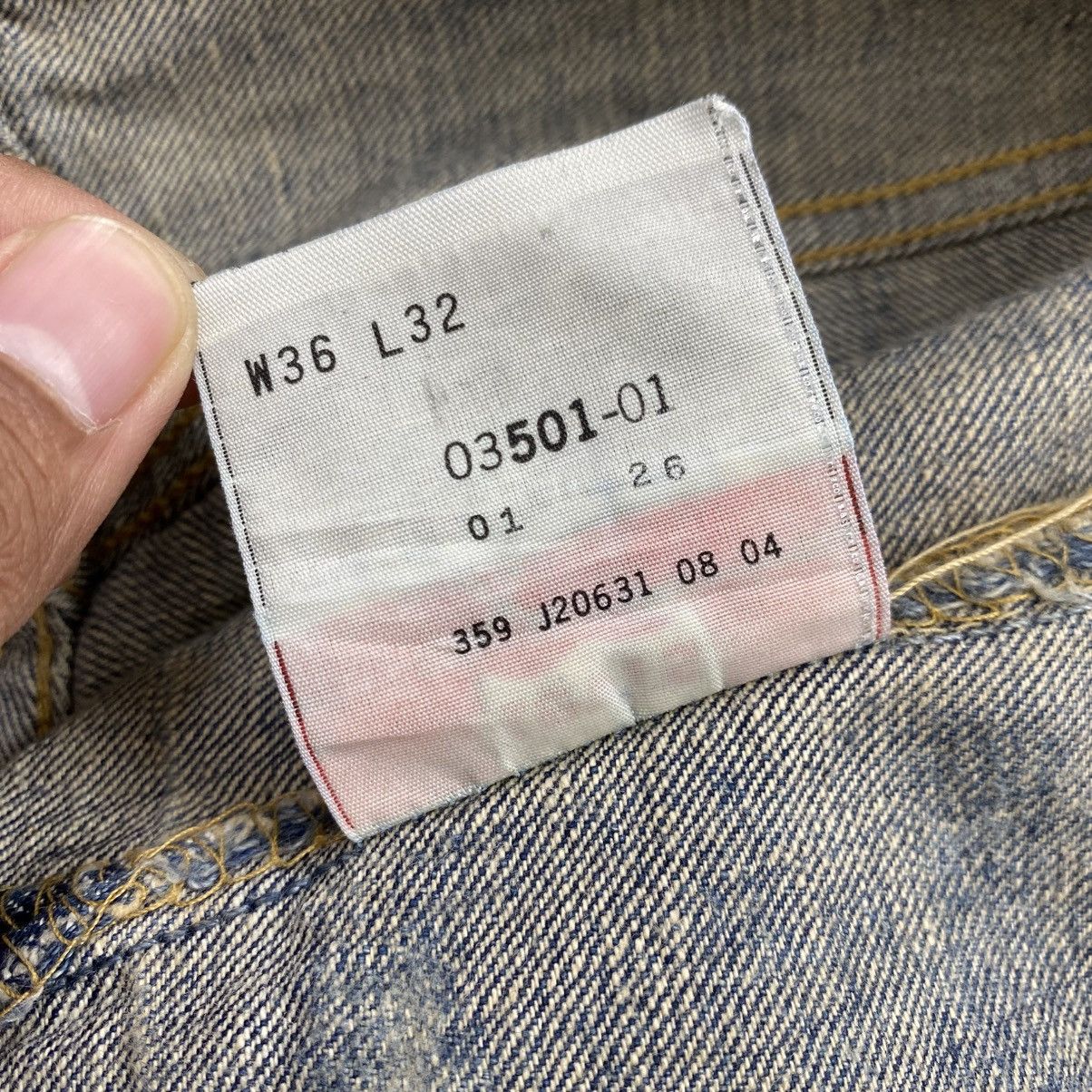 Levi's Vintage Clothing 1990s Vintage Levis 501 36x32 Distressed Faded Blue Jeans Size US 36 / EU 52 - 11 Thumbnail