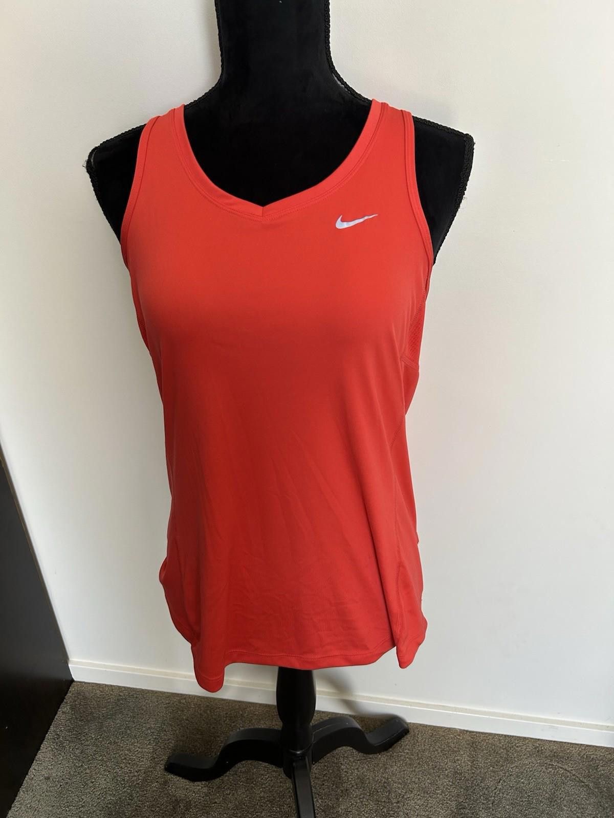 Nike Nike Running Dri Fit Singlet Activewear top - Size L (005) Size L / US 10 / IT 46 - 1 Thumbnail